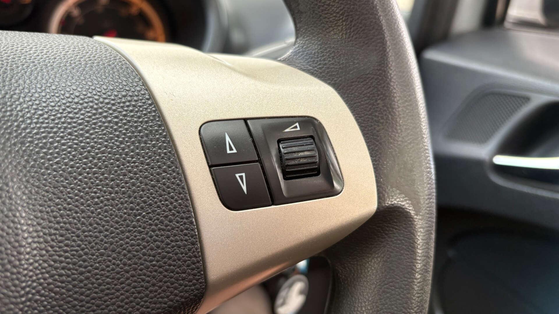 Vauxhall Corsa view 18