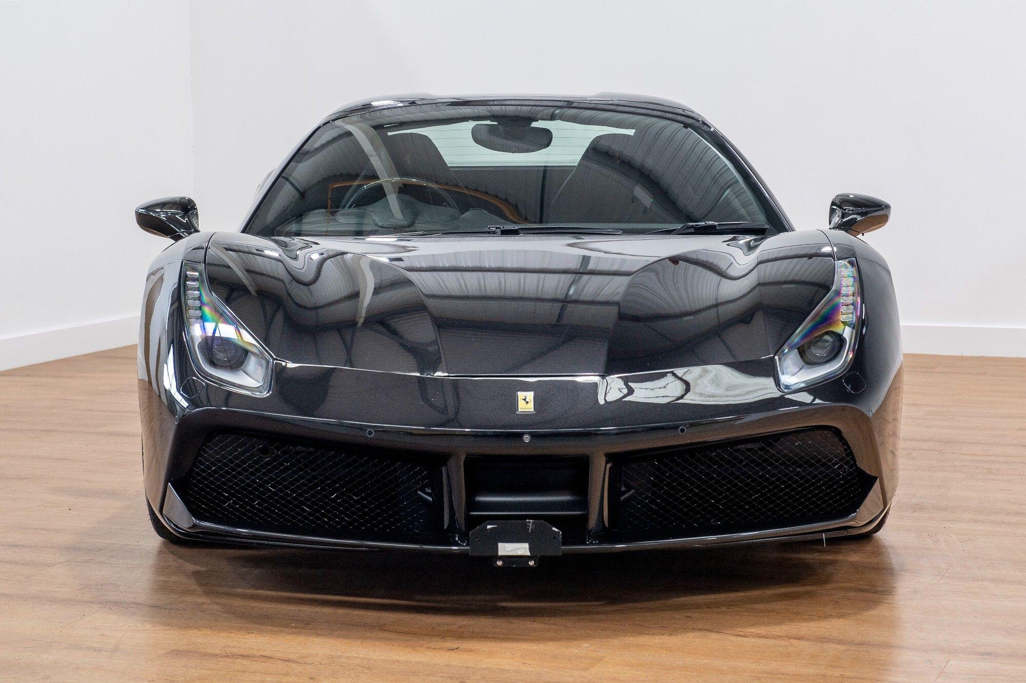 Ferrari 488 view 5