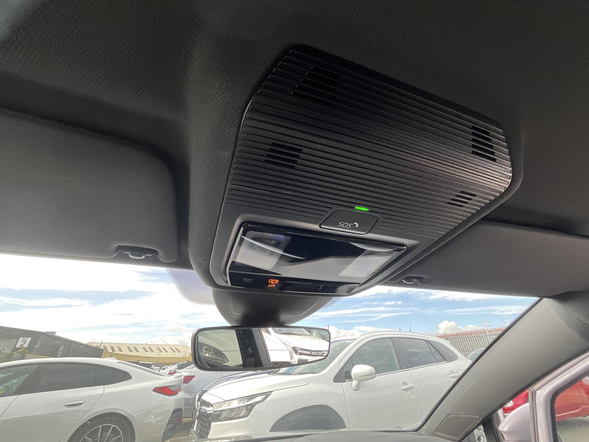 Volkswagen Golf view 28