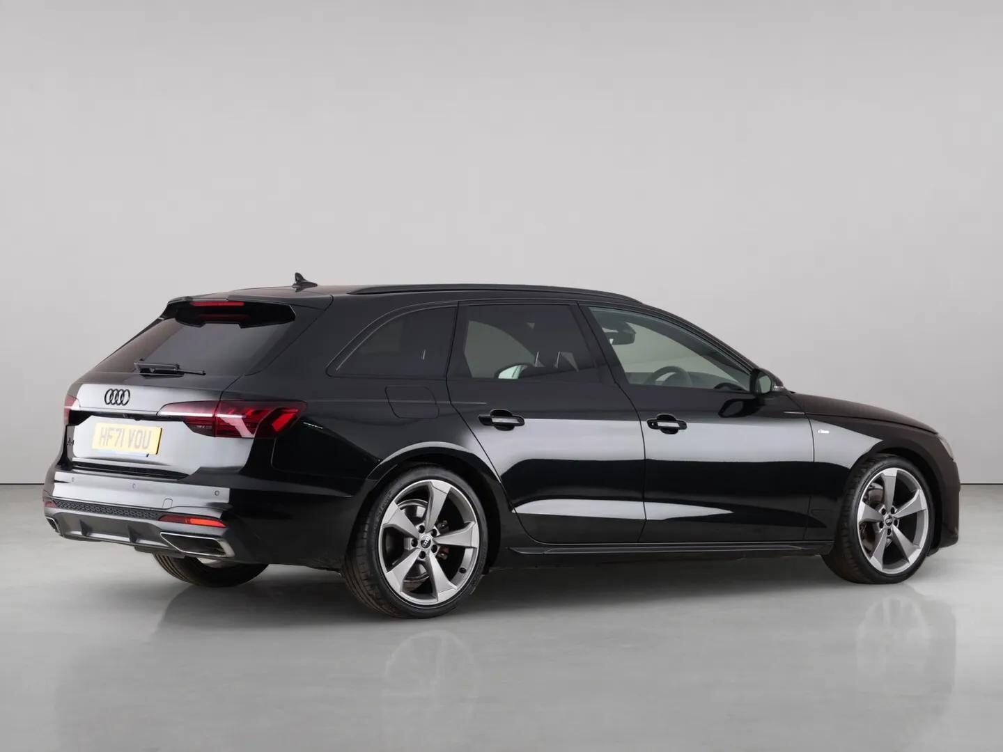 Audi A4 view 6