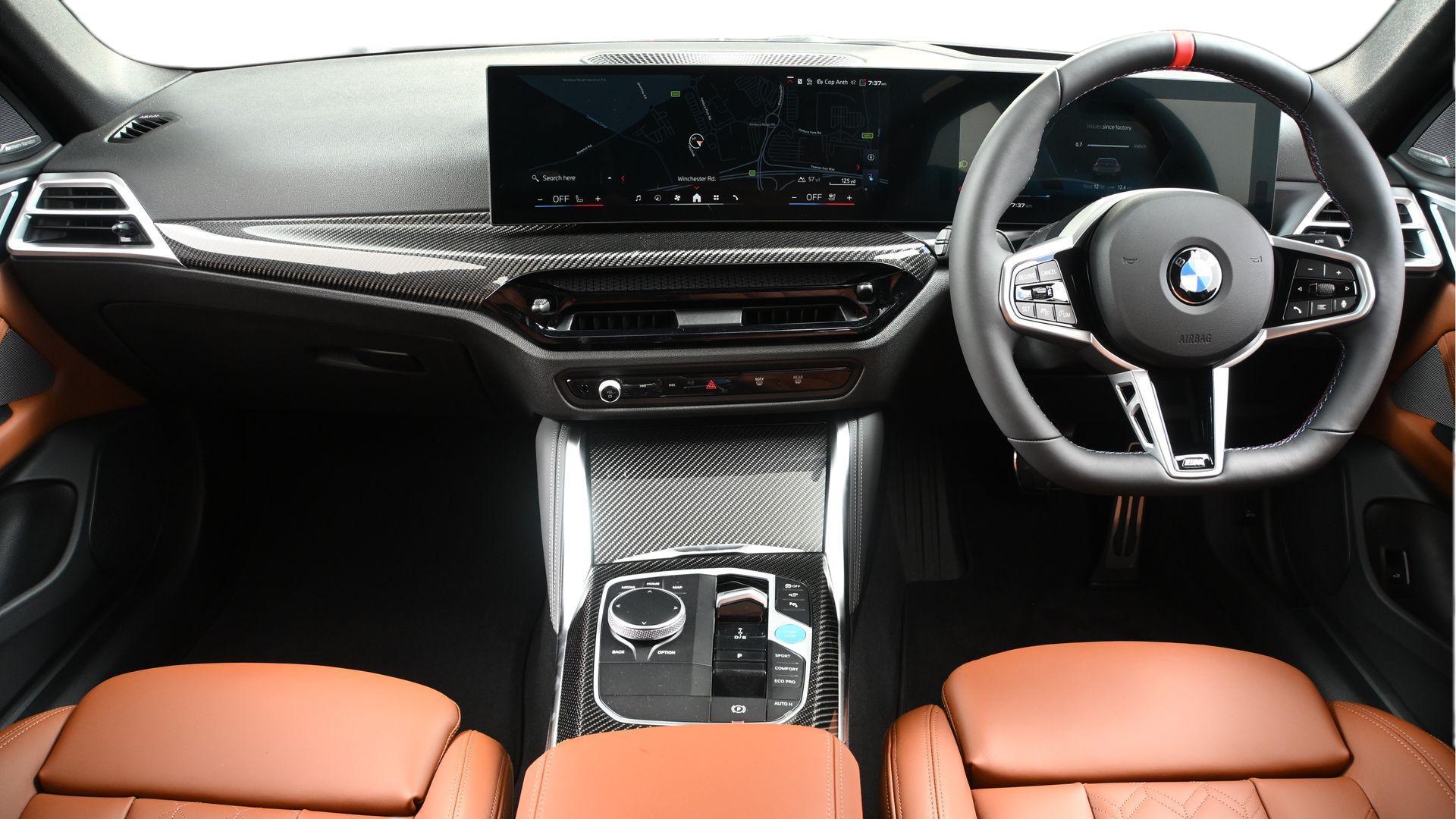 BMW i4 view 4