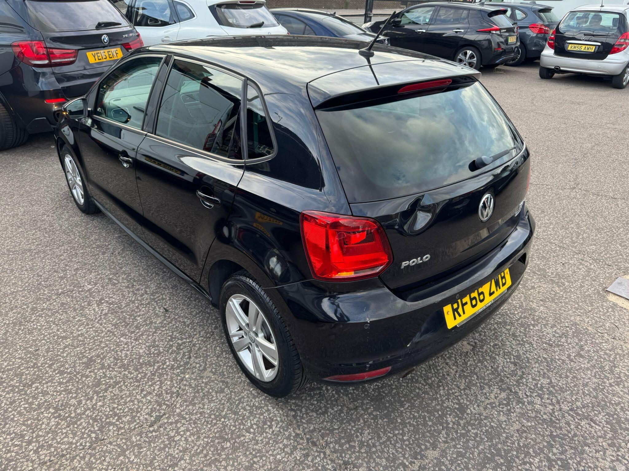 Volkswagen Polo view 24