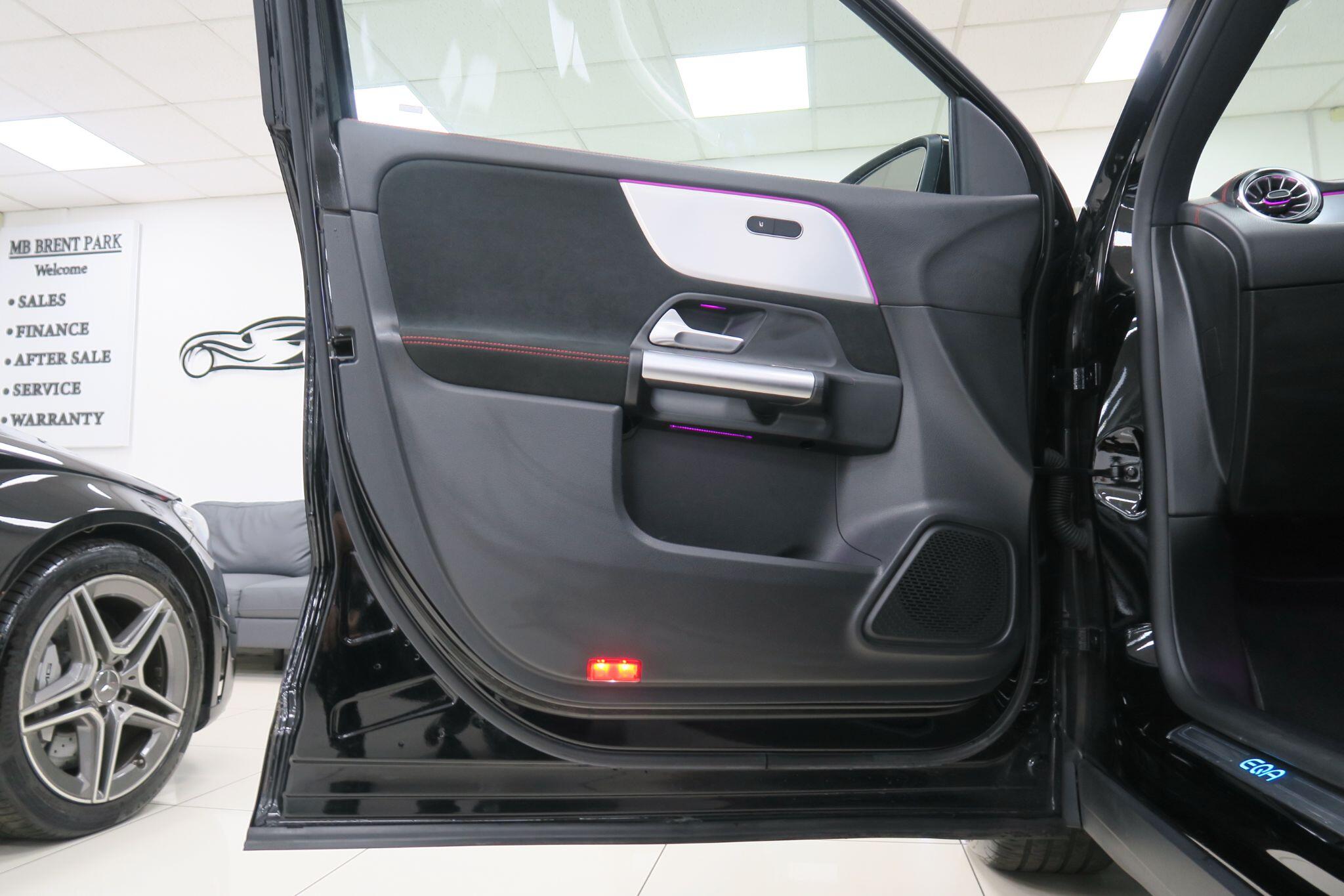 Mercedes-Benz Eqa view 13