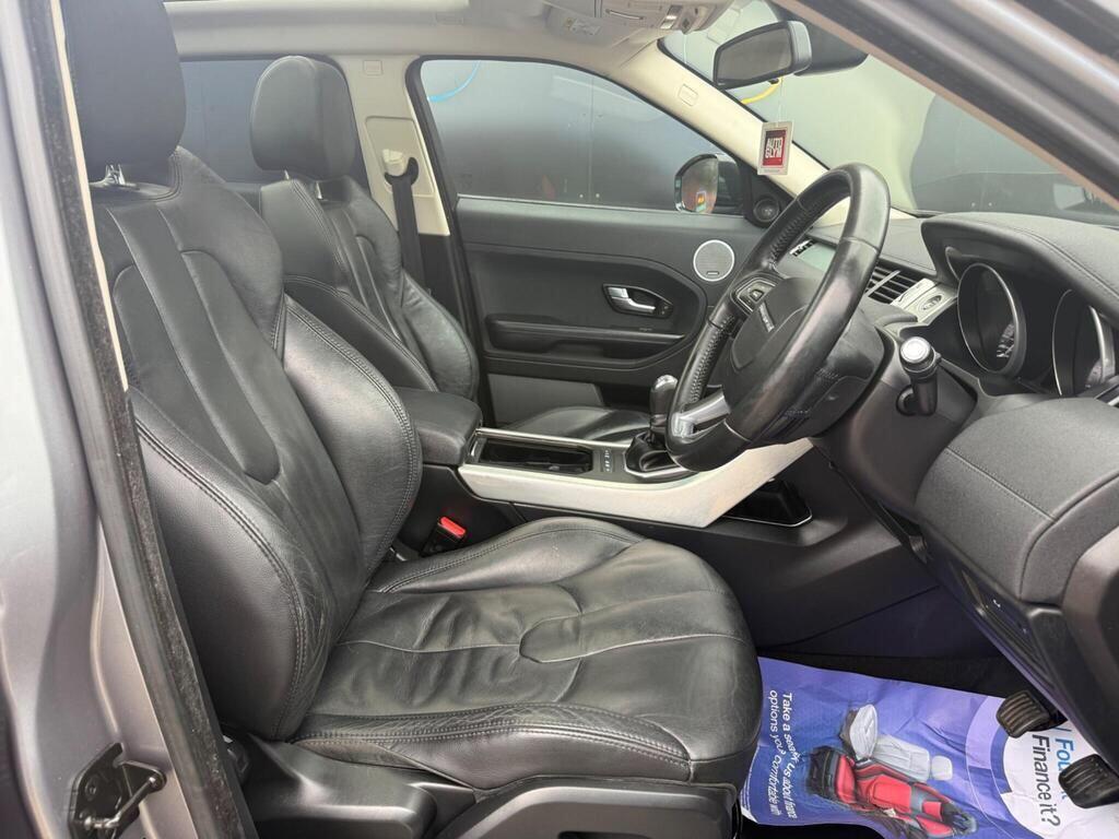 Land Rover Range Rover Evoque view 12