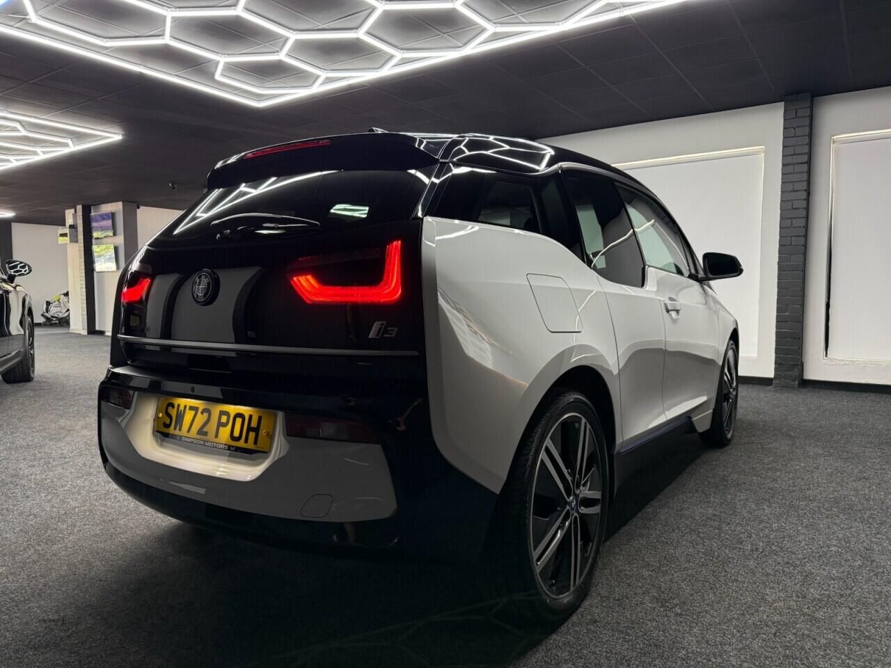 BMW I3 view 16