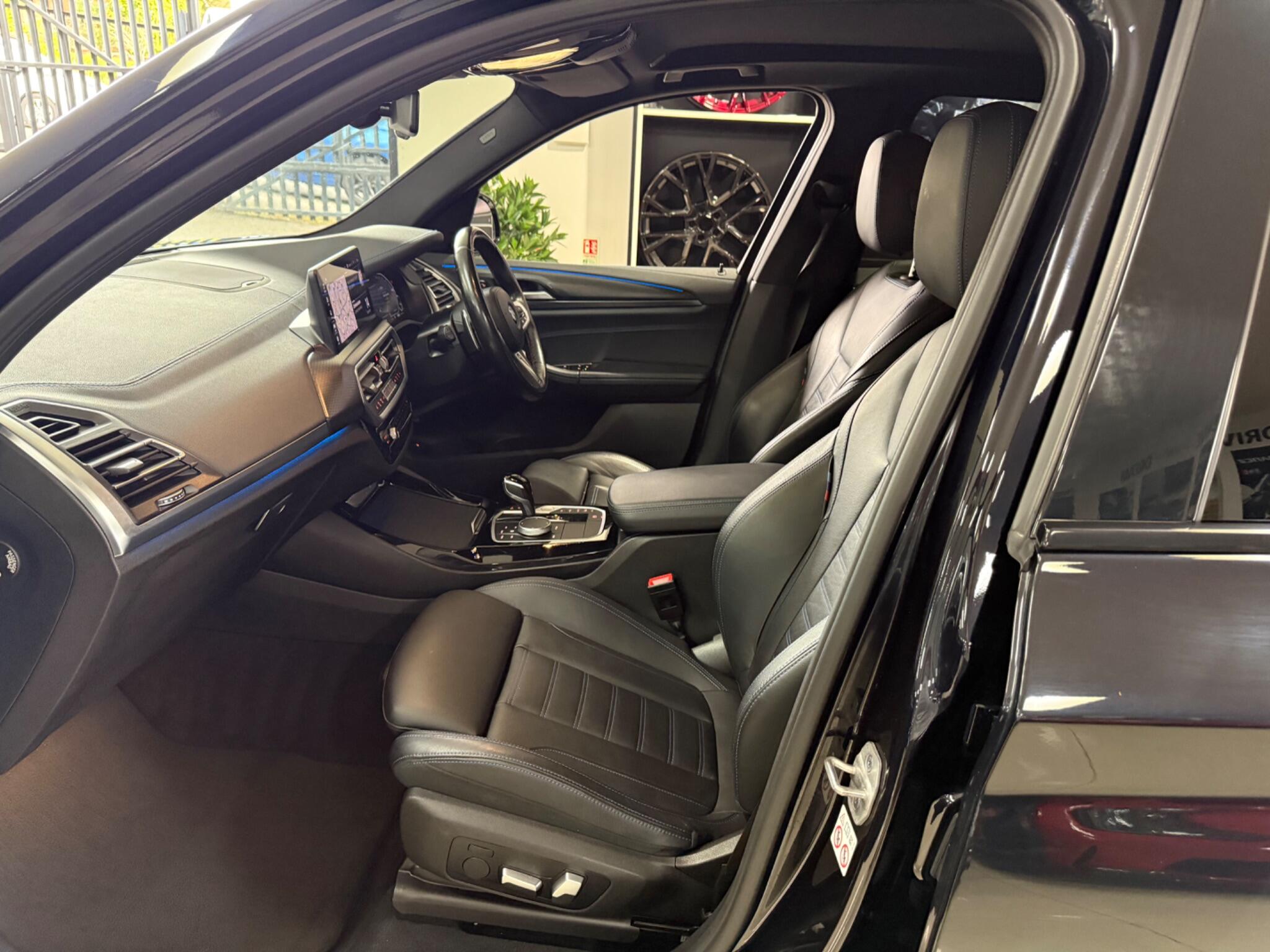 BMW X3 view 42