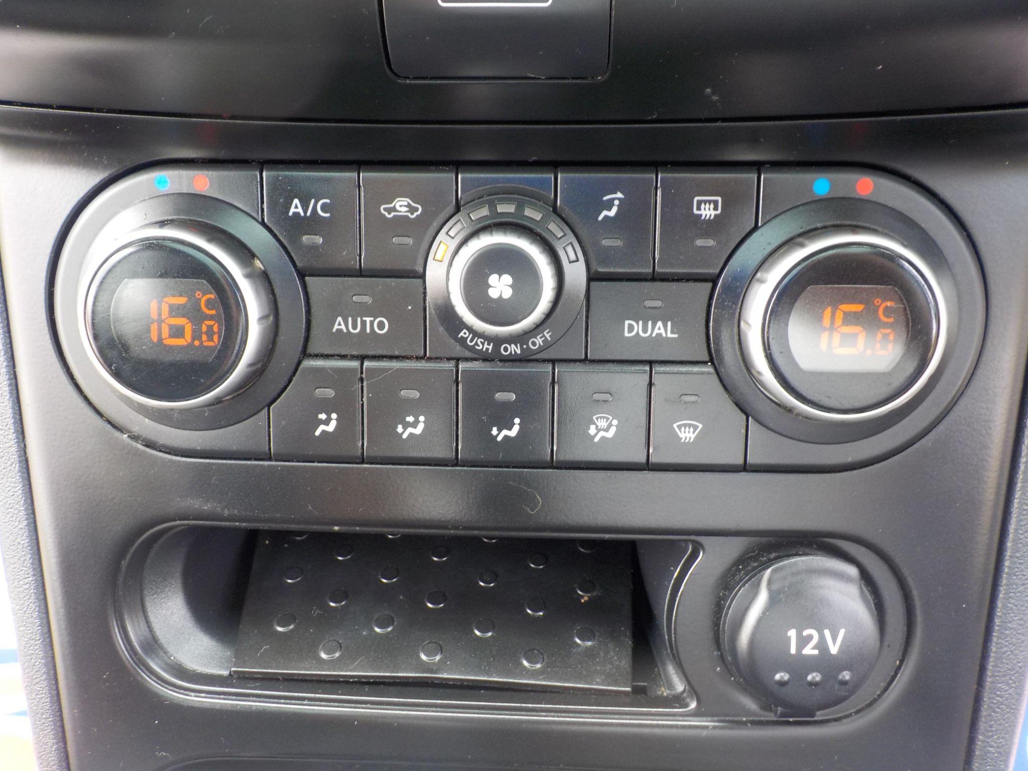 Nissan Qashqai 1.6 dCi 360 2WD Euro 5 (s/s) 5dr