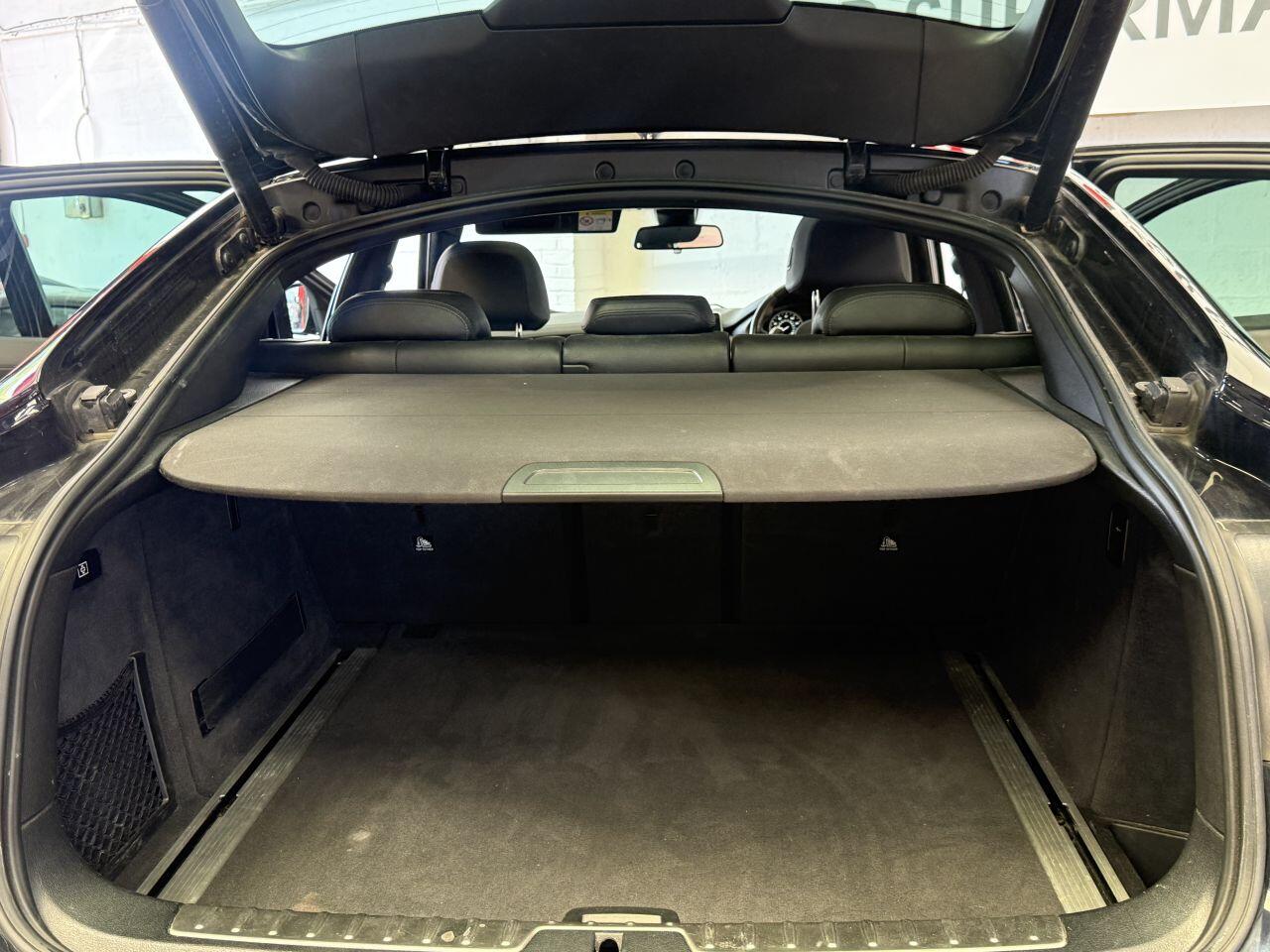BMW X6 view 17