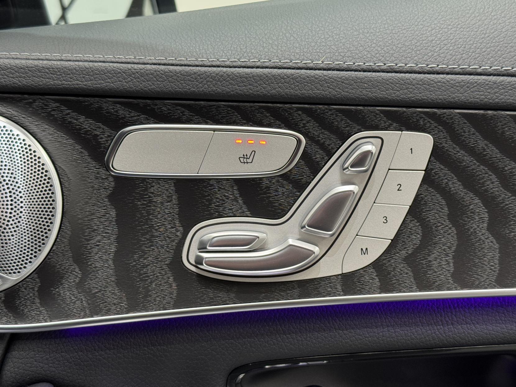 Mercedes-Benz C Class view 51