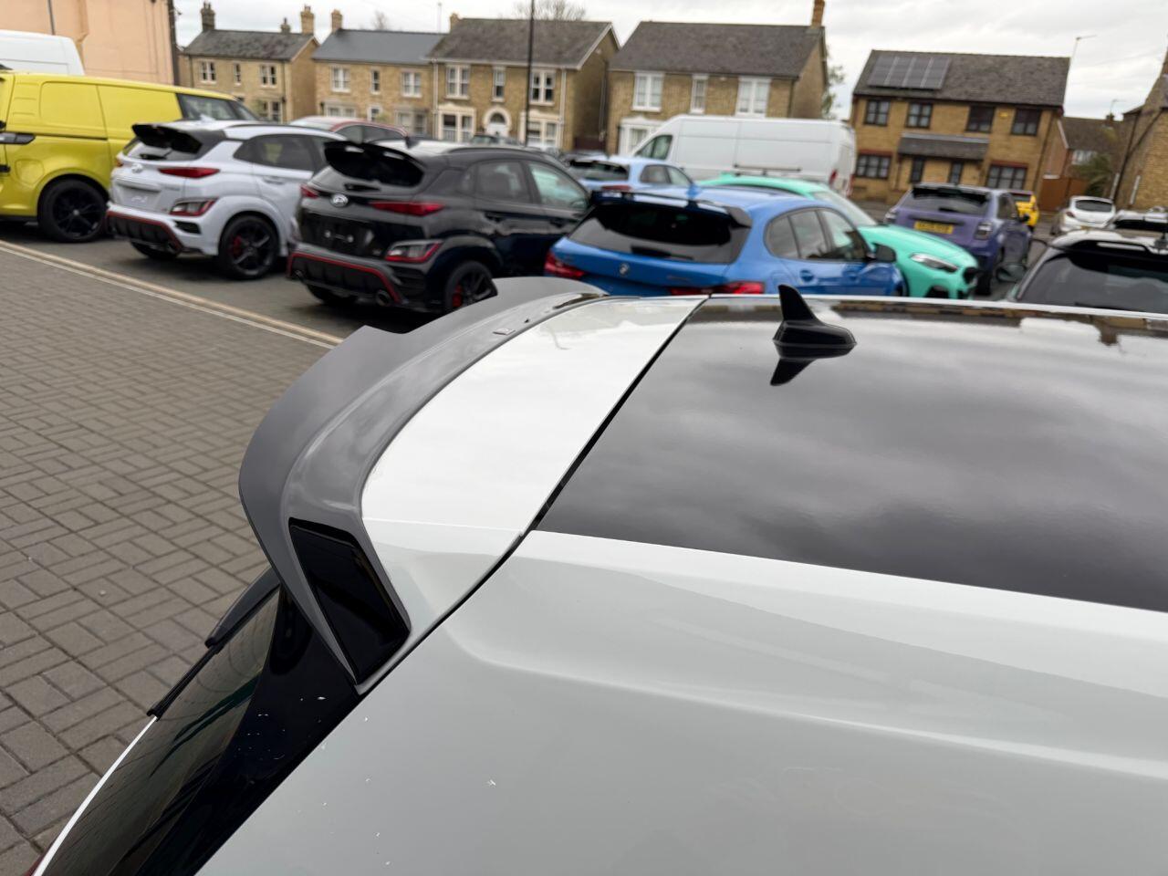 Volkswagen Golf view 6