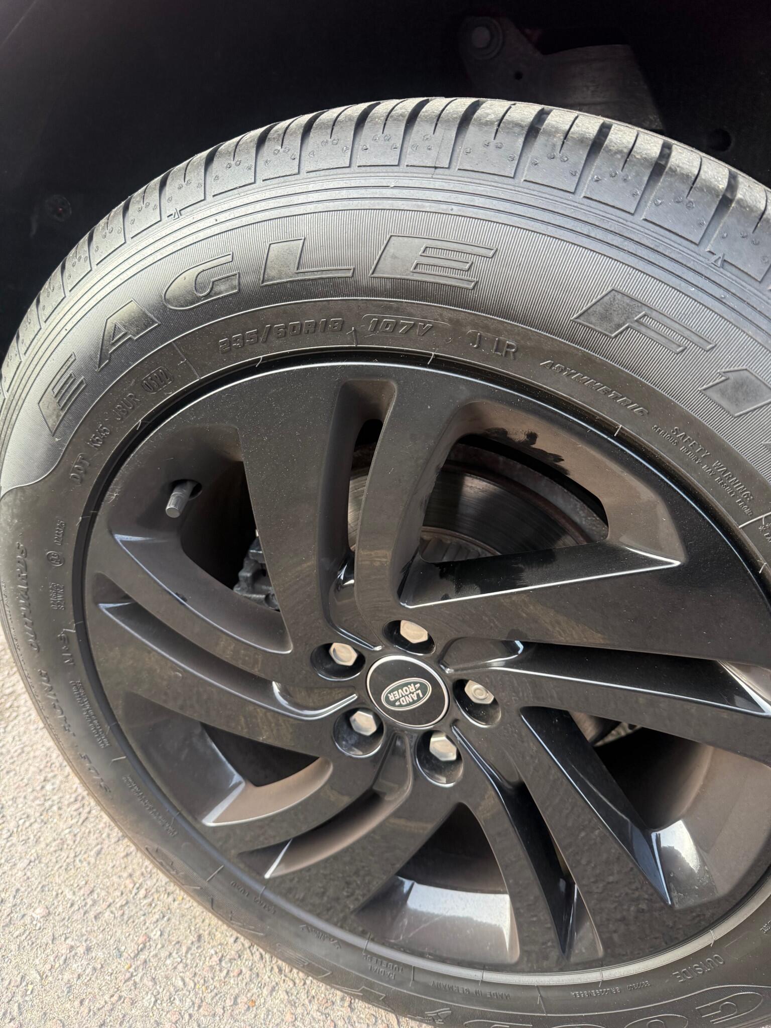 Land Rover Range Rover Evoque view 6