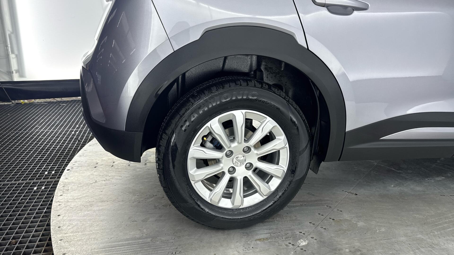 Vauxhall Mokka view 18