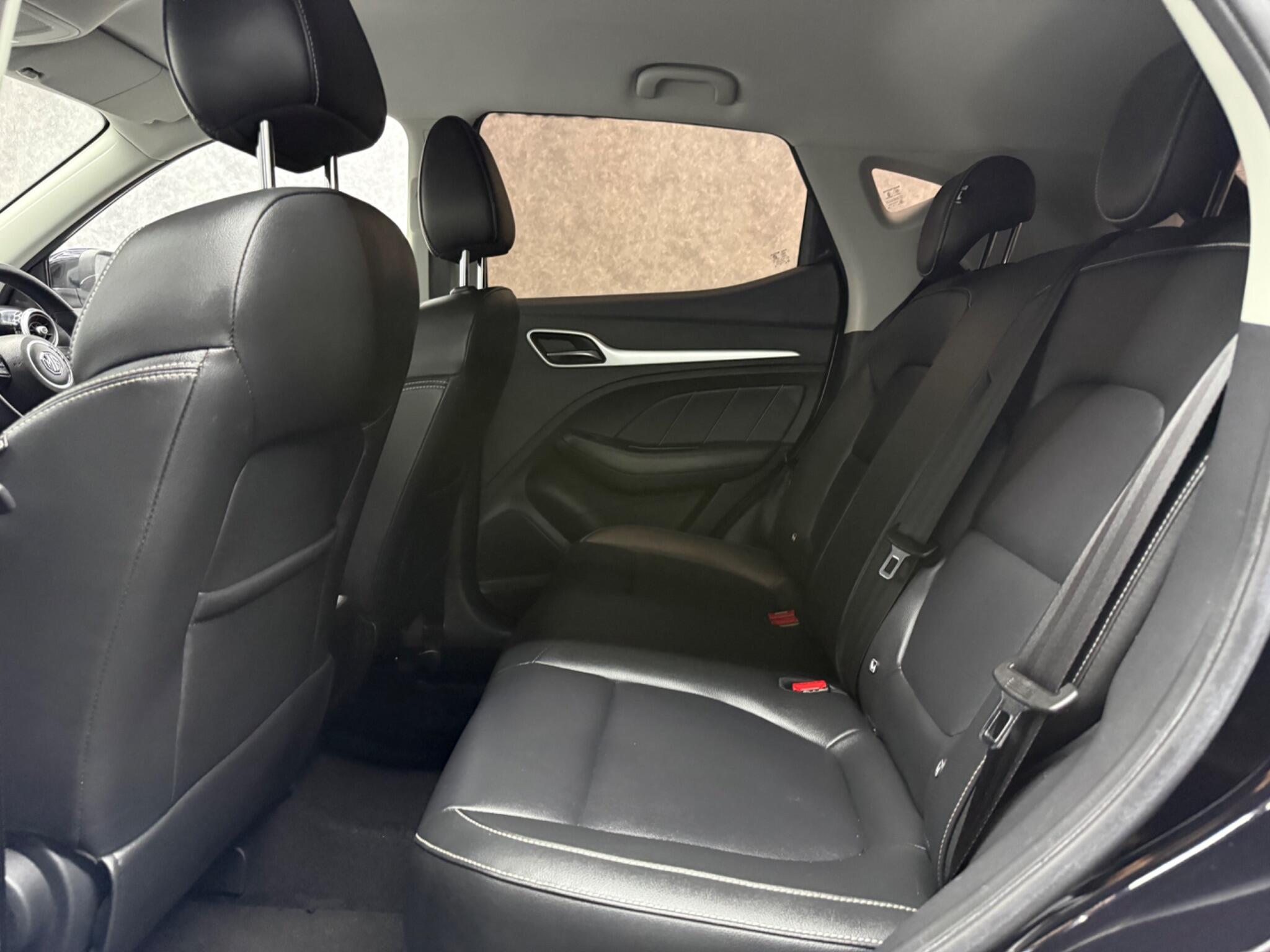 MG MG ZS view 9