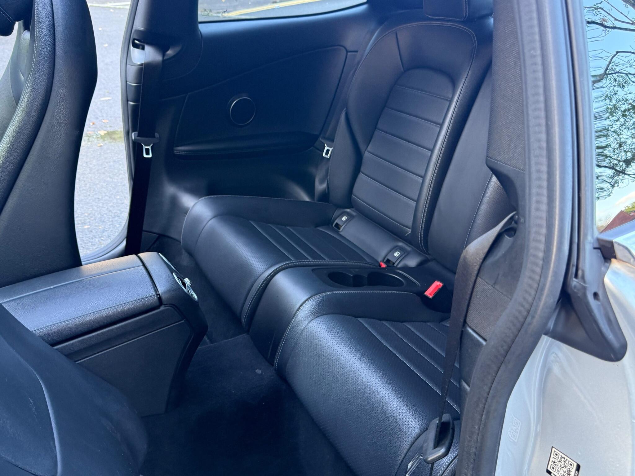 Mercedes-Benz C-Class view 26