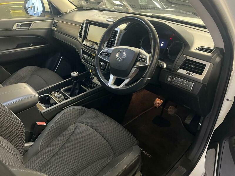 2018 SsangYong Rexton 2.2D EX 4WD Euro 6 5dr • 120,000 miles image 23