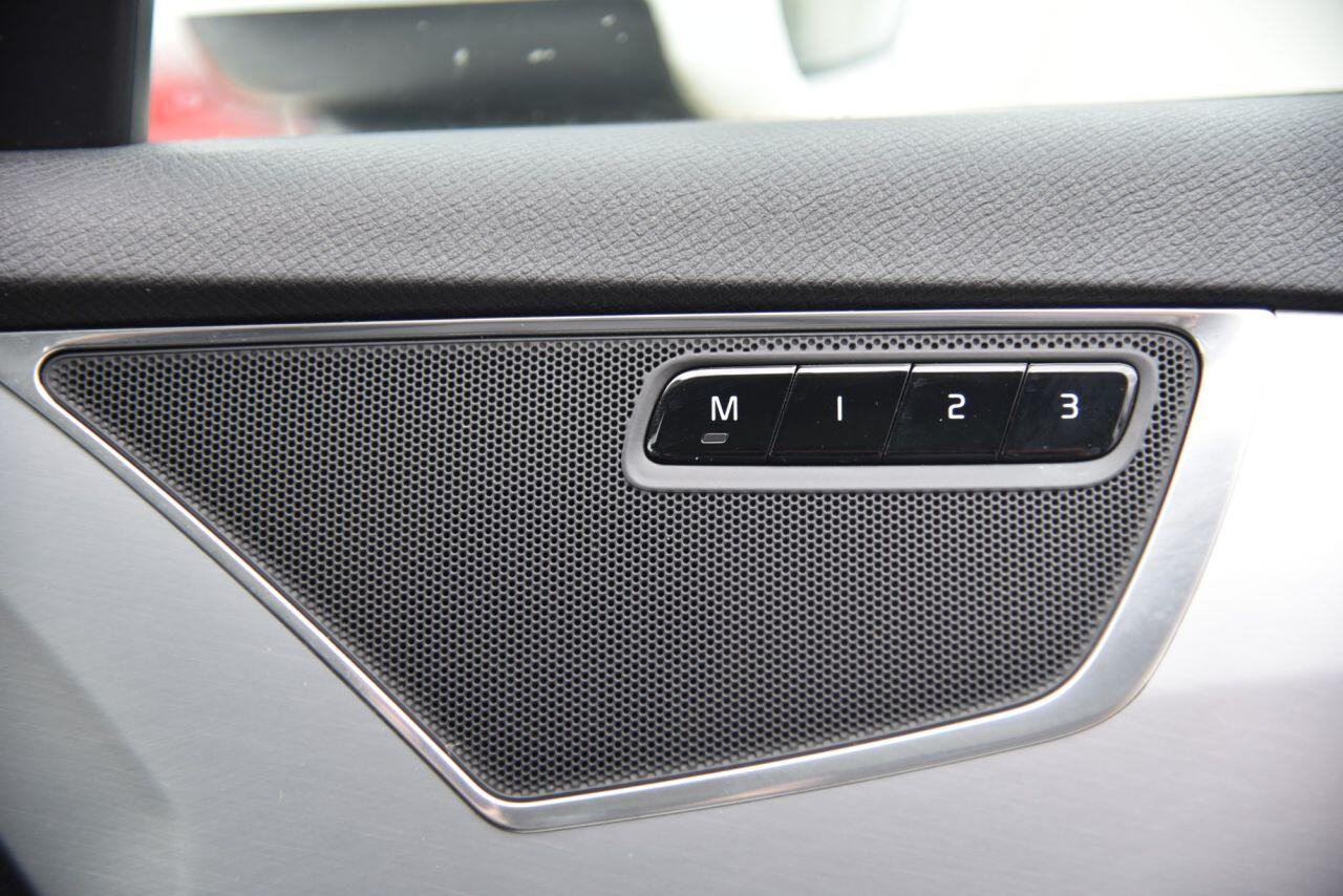 Volvo XC90 view 49