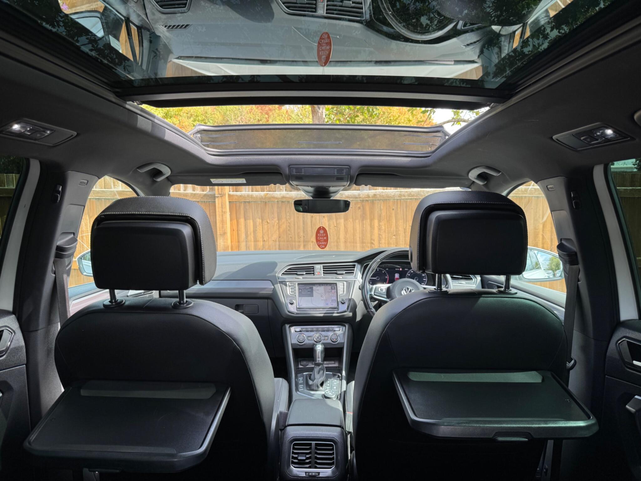 Volkswagen Tiguan view 60