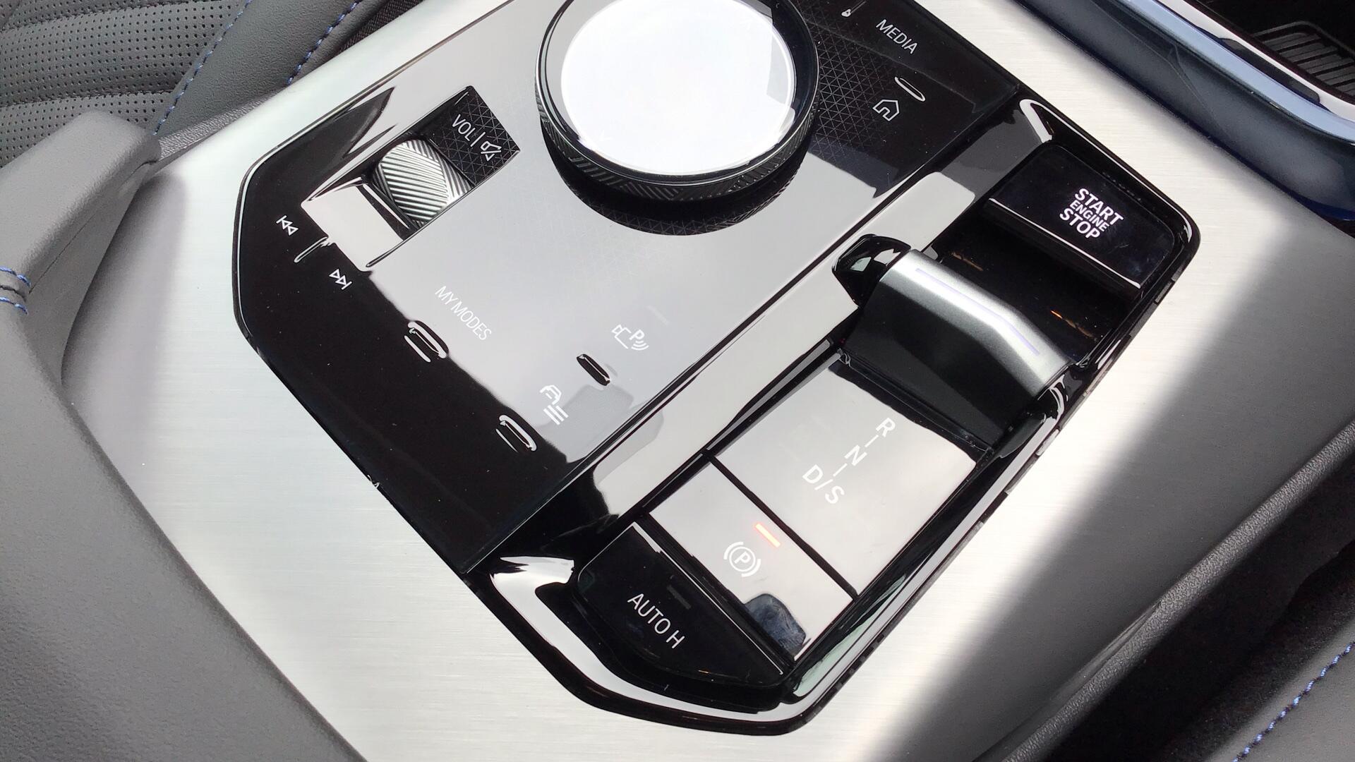 BMW X3 view 19
