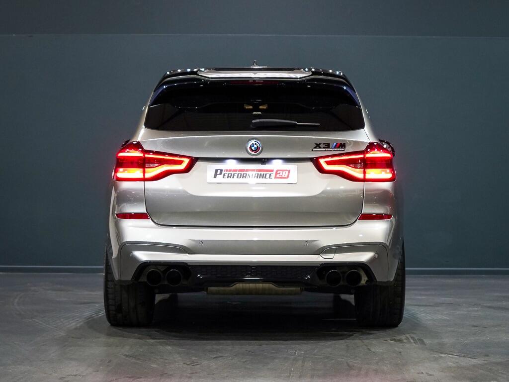 BMW X3 M view 4