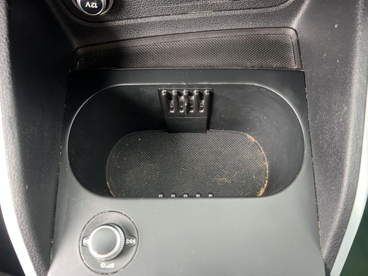Audi Q2 view 35