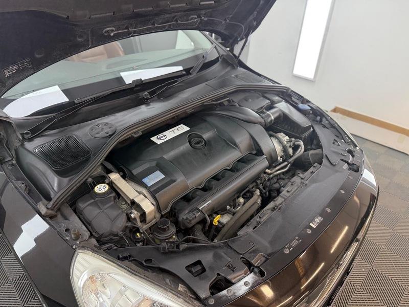 2011 Volvo V60 image 12