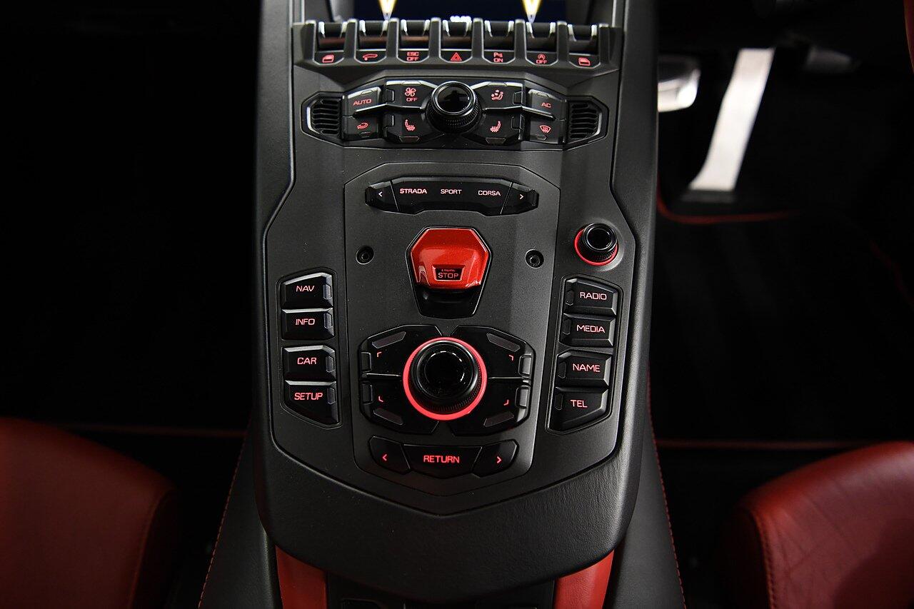 Lamborghini Aventador view 17