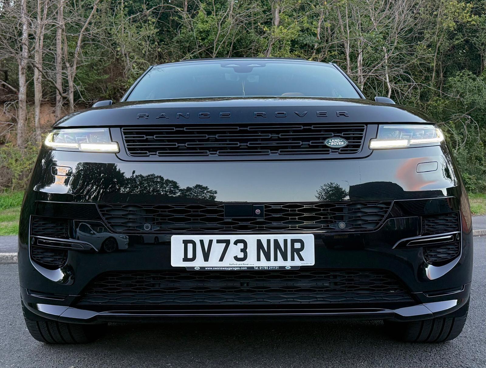 Land Rover Range Rover Sport view 5