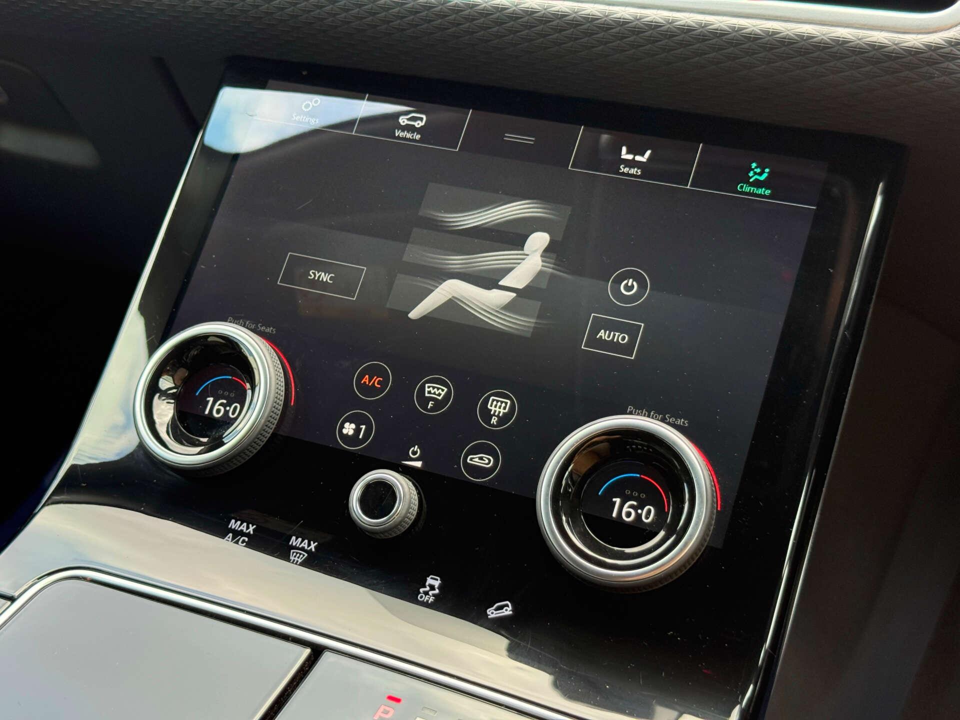 Land Rover Range Rover Velar view 62