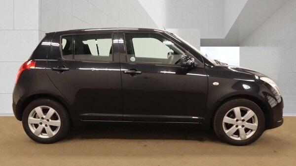 Suzuki Swift view 7