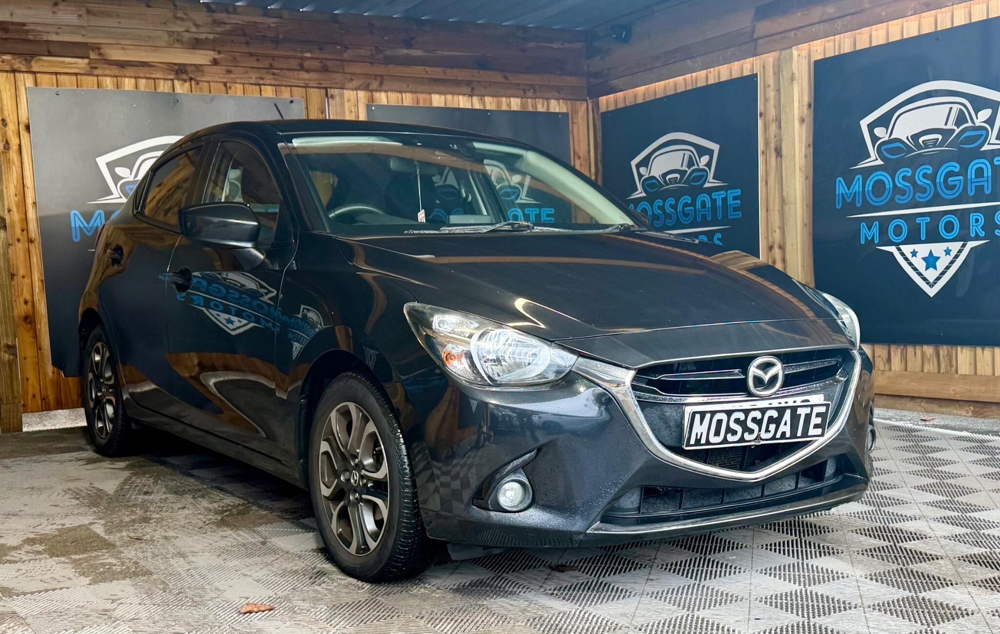 Mazda Mazda2 view 3