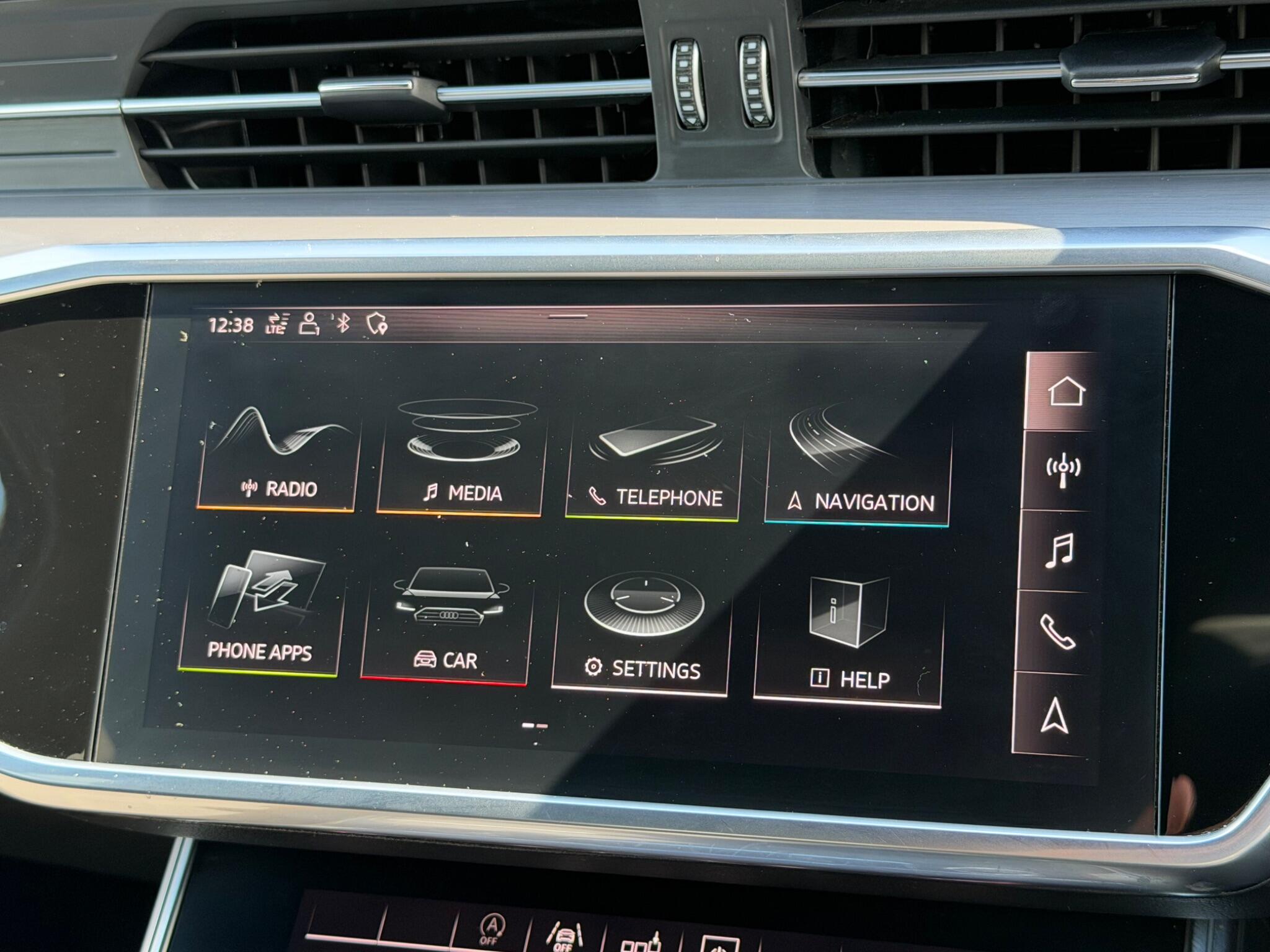 Audi A6 view 30
