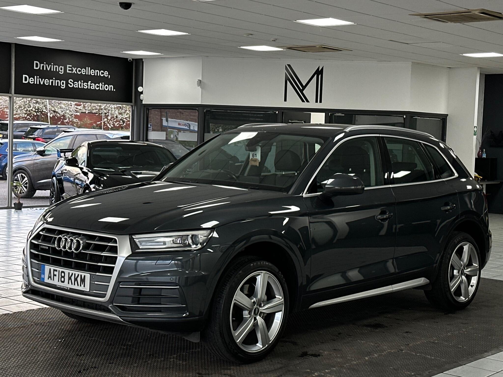 Audi Q5 view 7