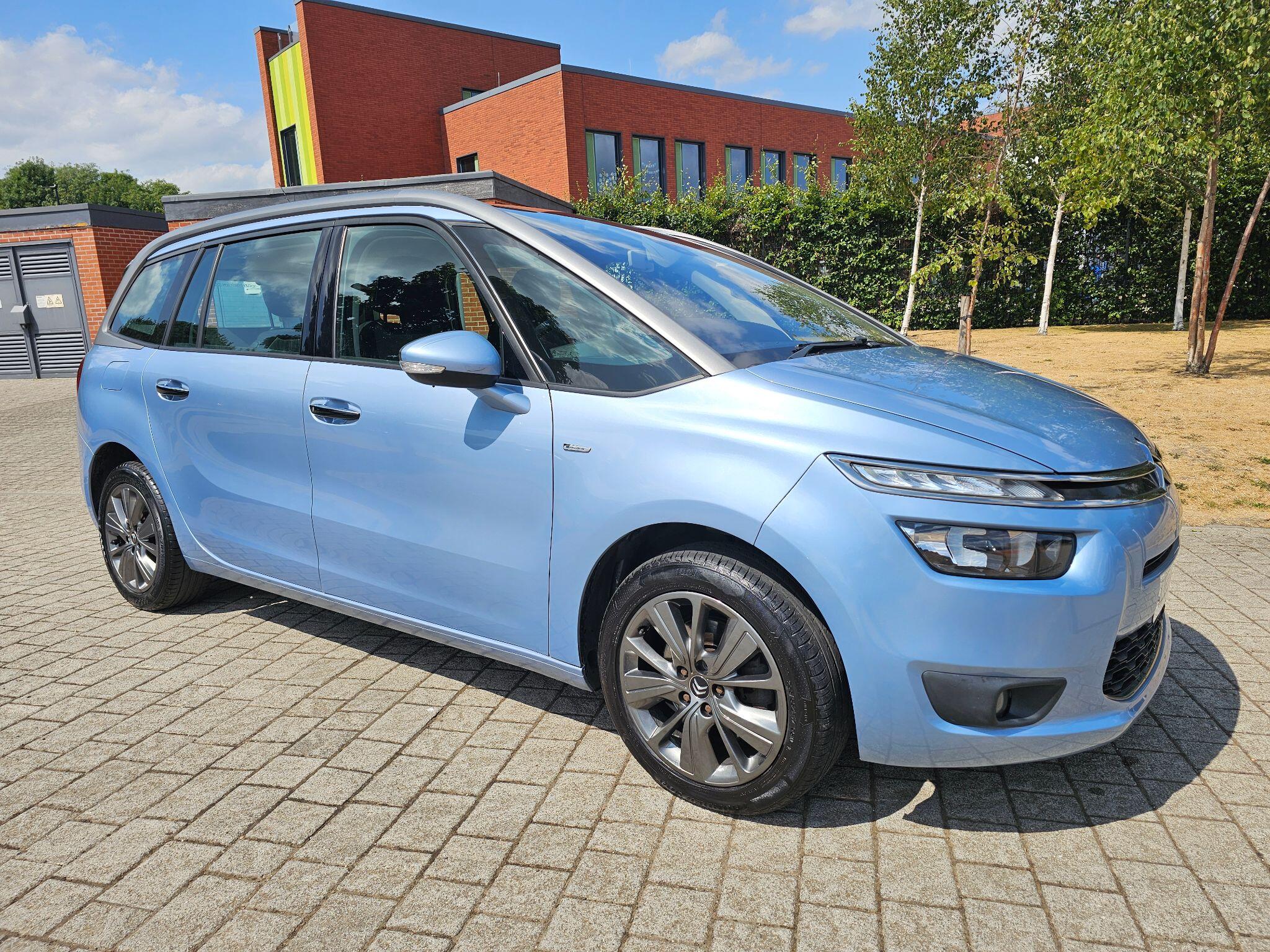 Citroen Grand C4 Picasso view 6