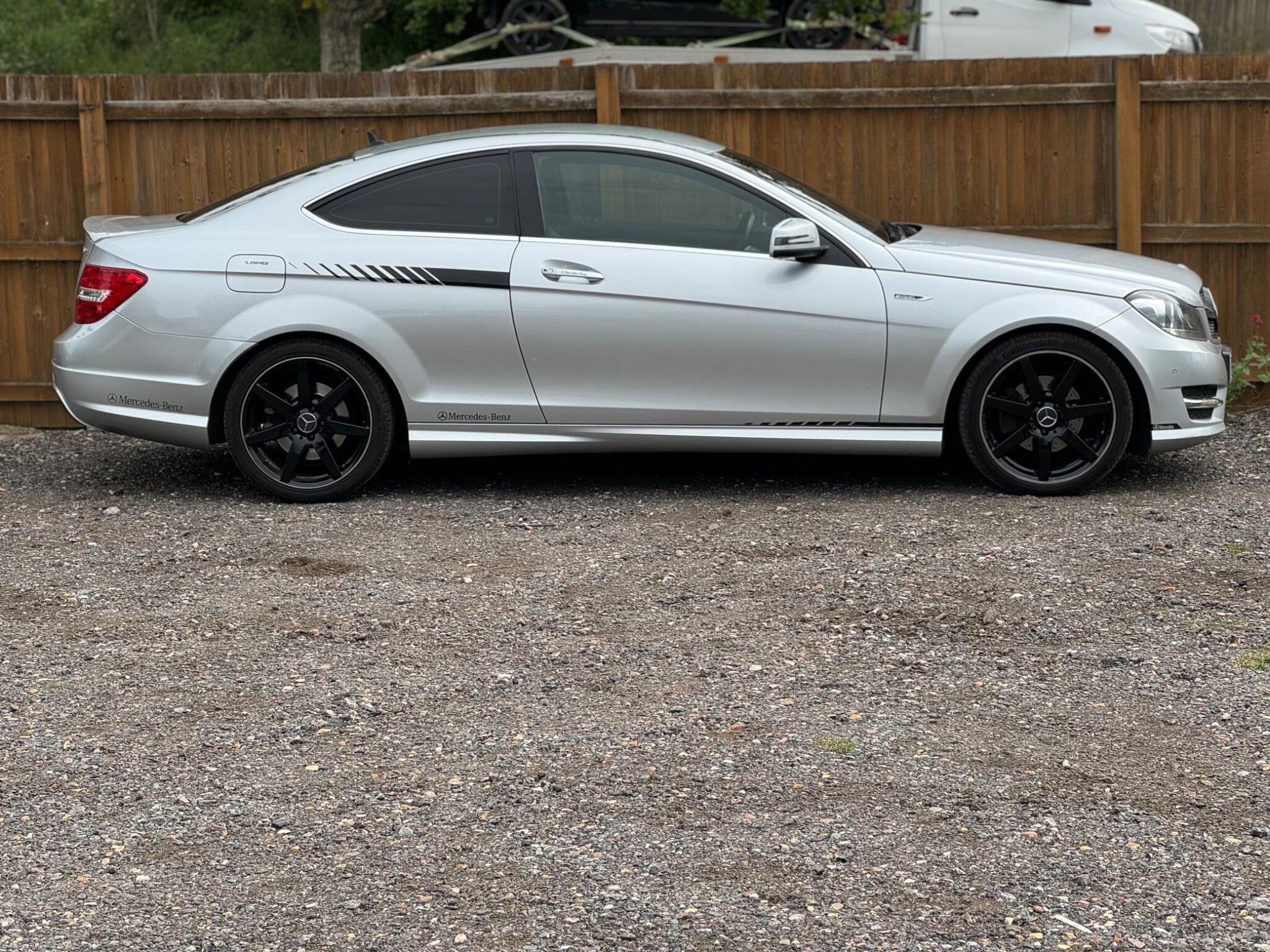 Mercedes-Benz C-Class view 12