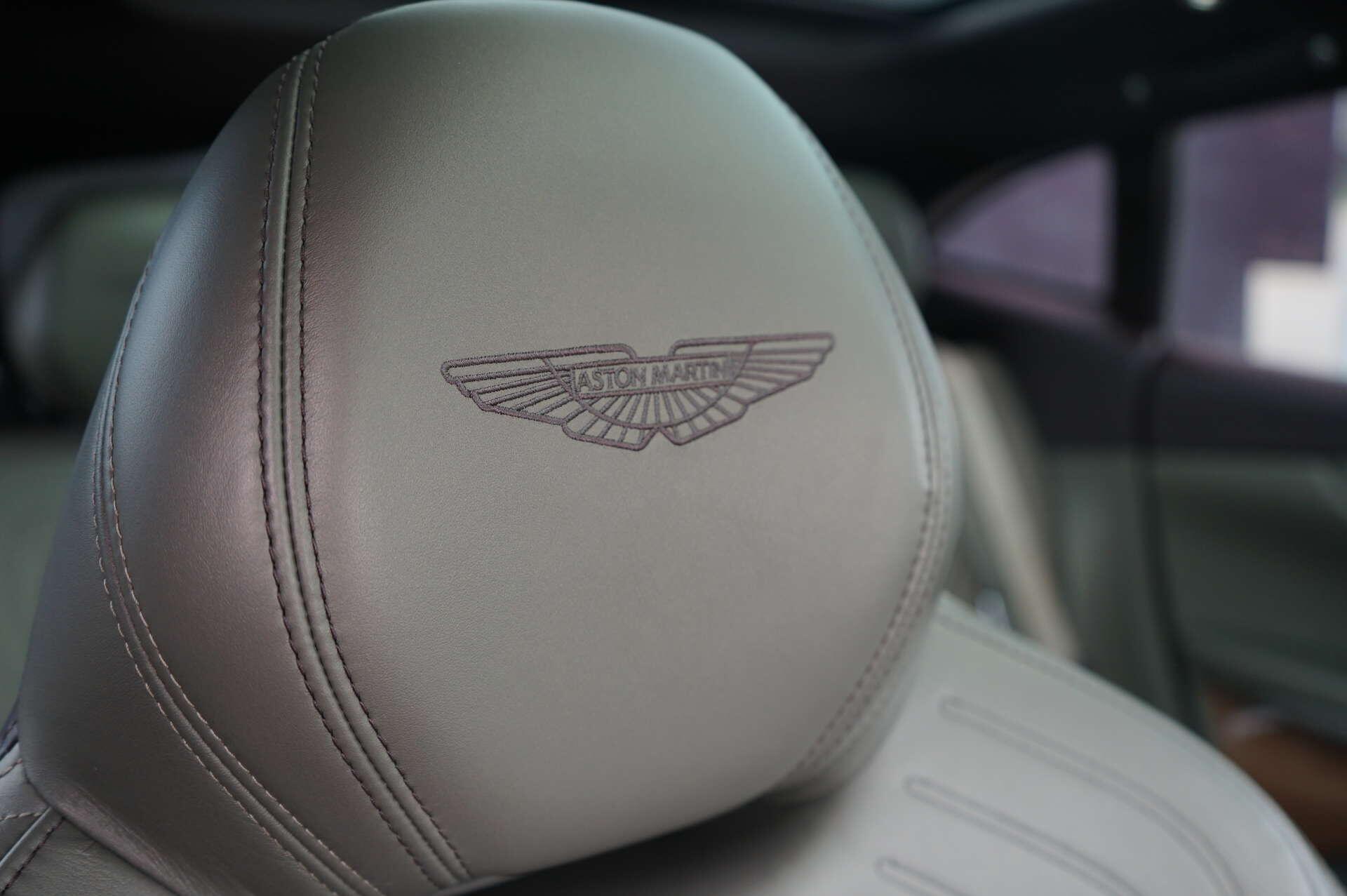 Aston Martin DBX view 17