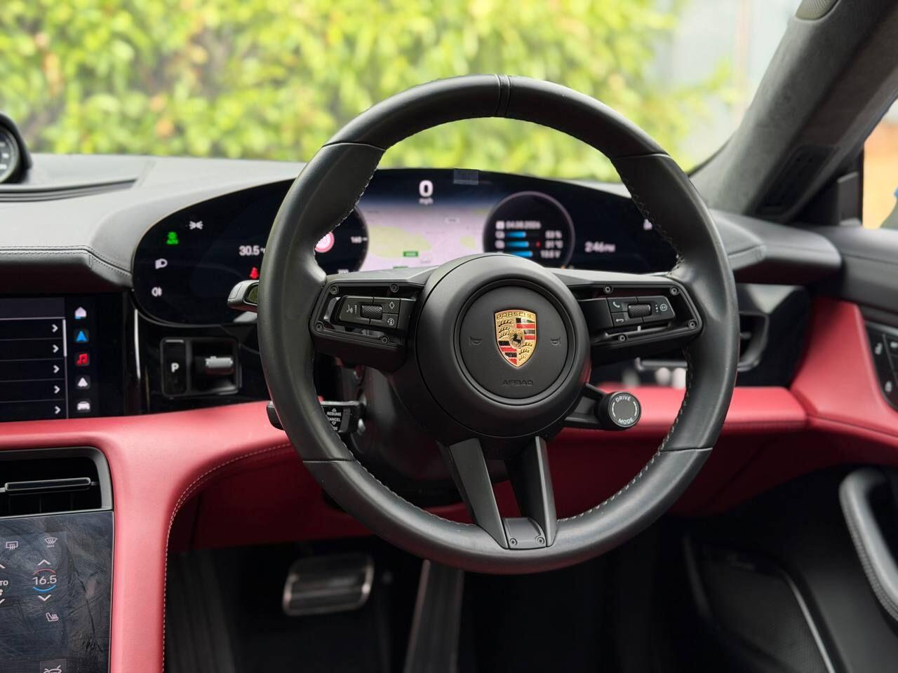 Porsche Taycan view 25