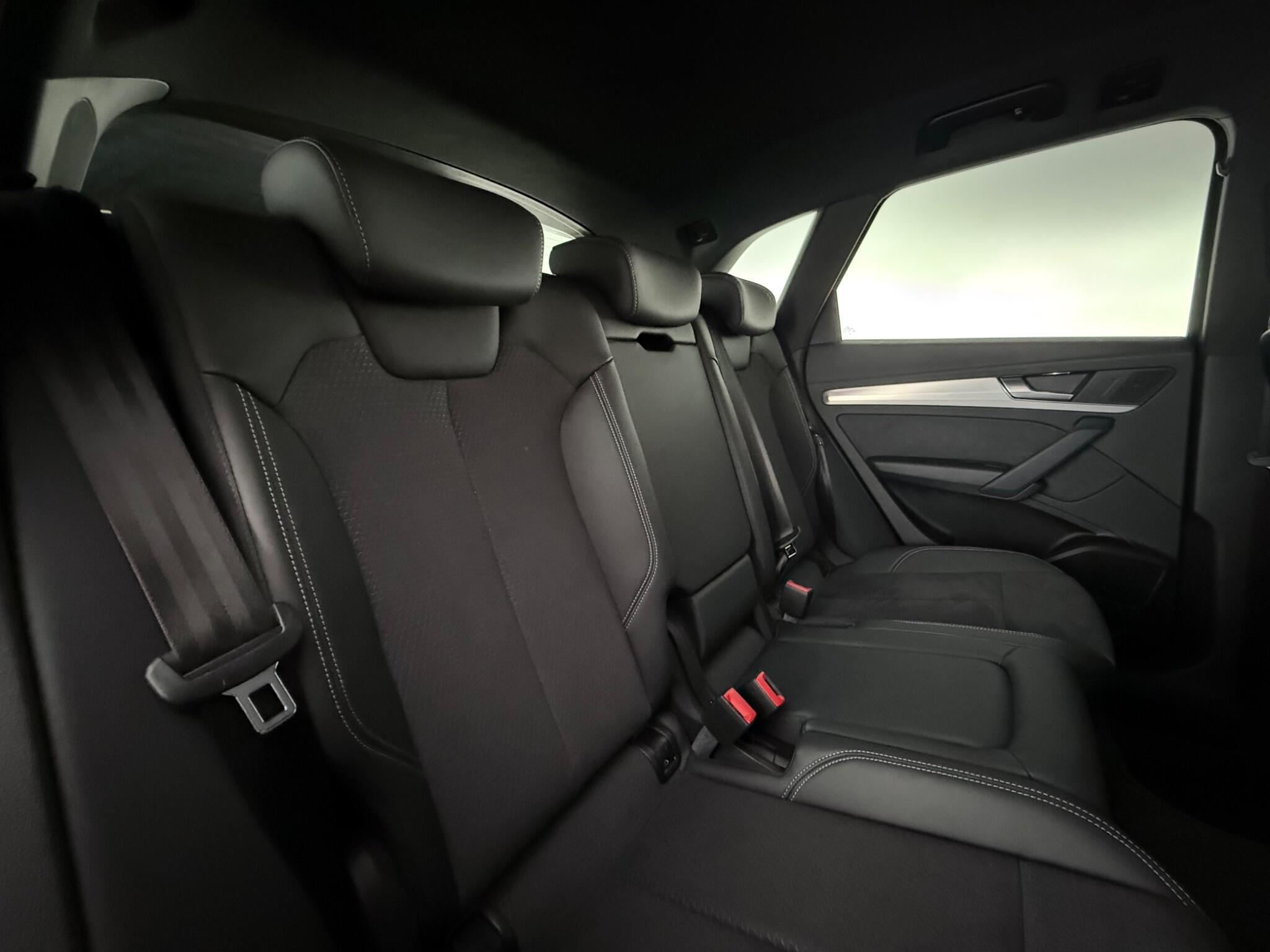 Audi Q5 view 29
