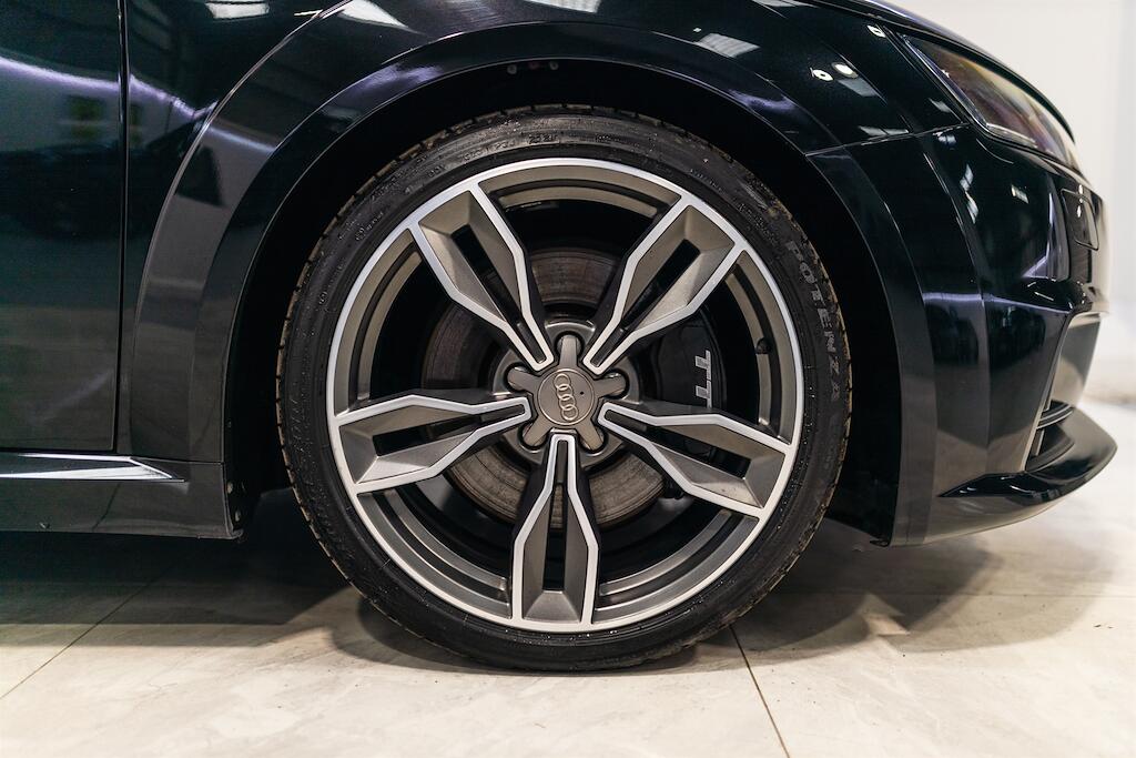 Audi TTS view 10