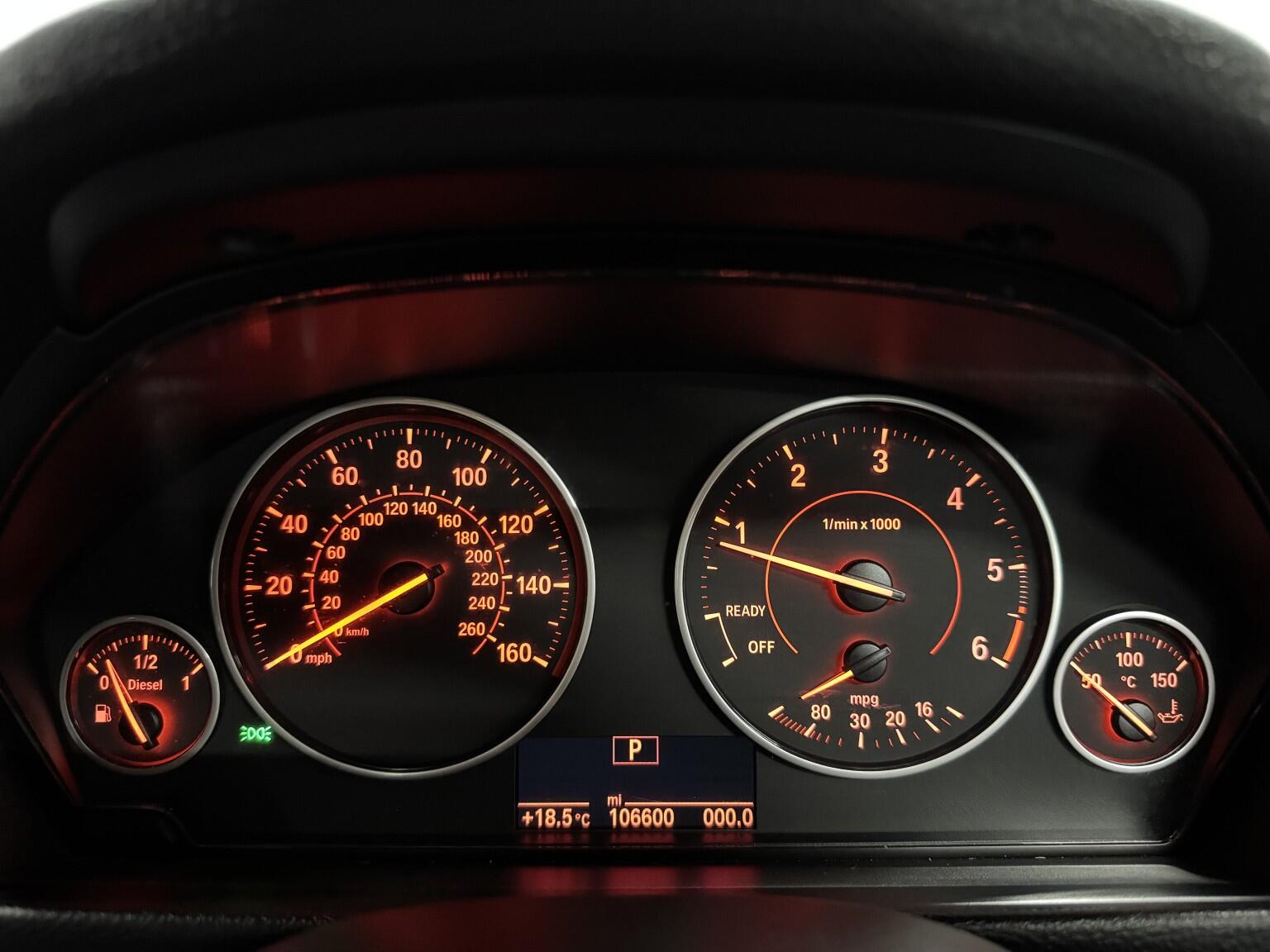 BMW 3 Series view 32