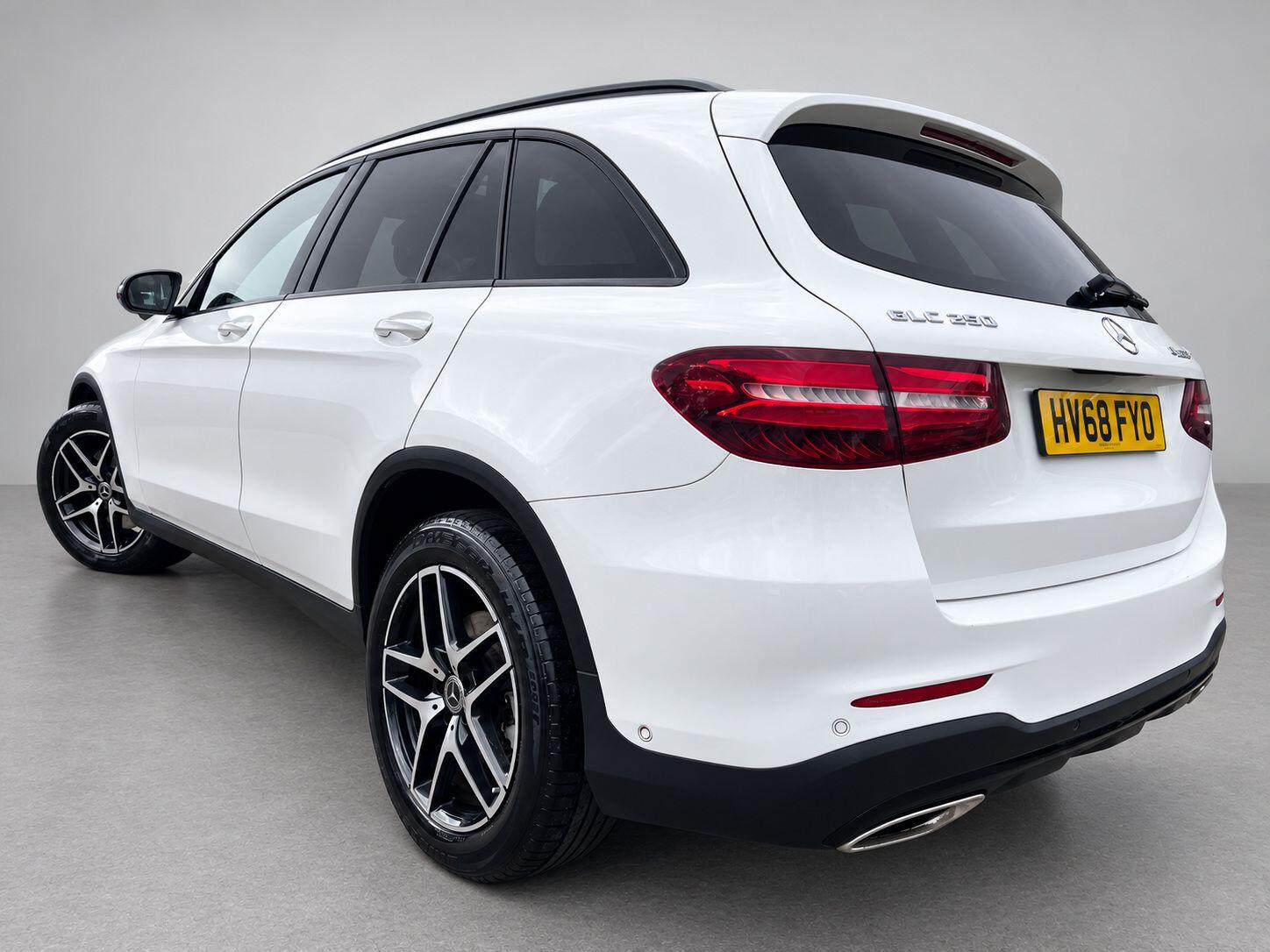 Mercedes-Benz GLC view 15