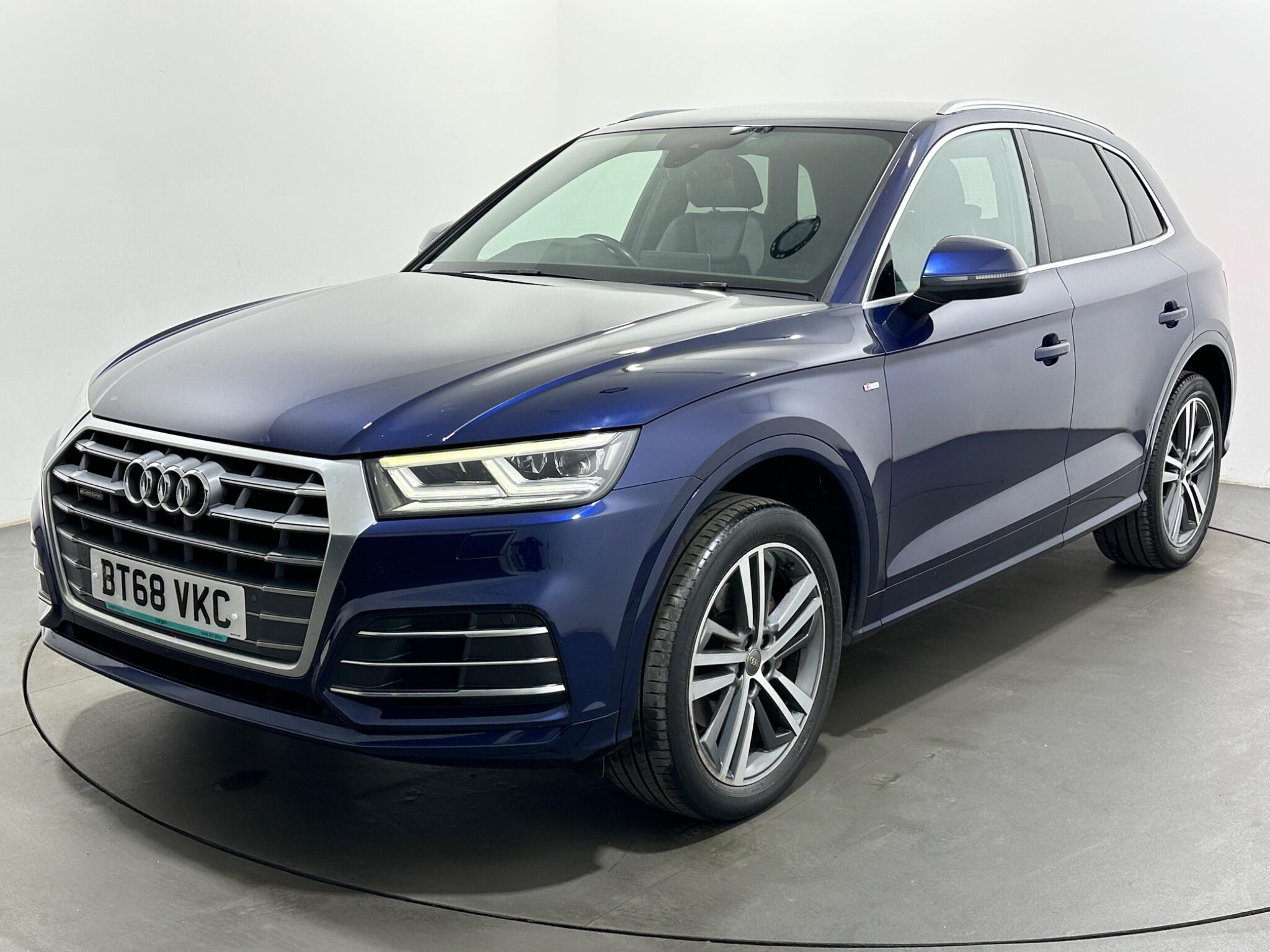 Audi Q5 view 53