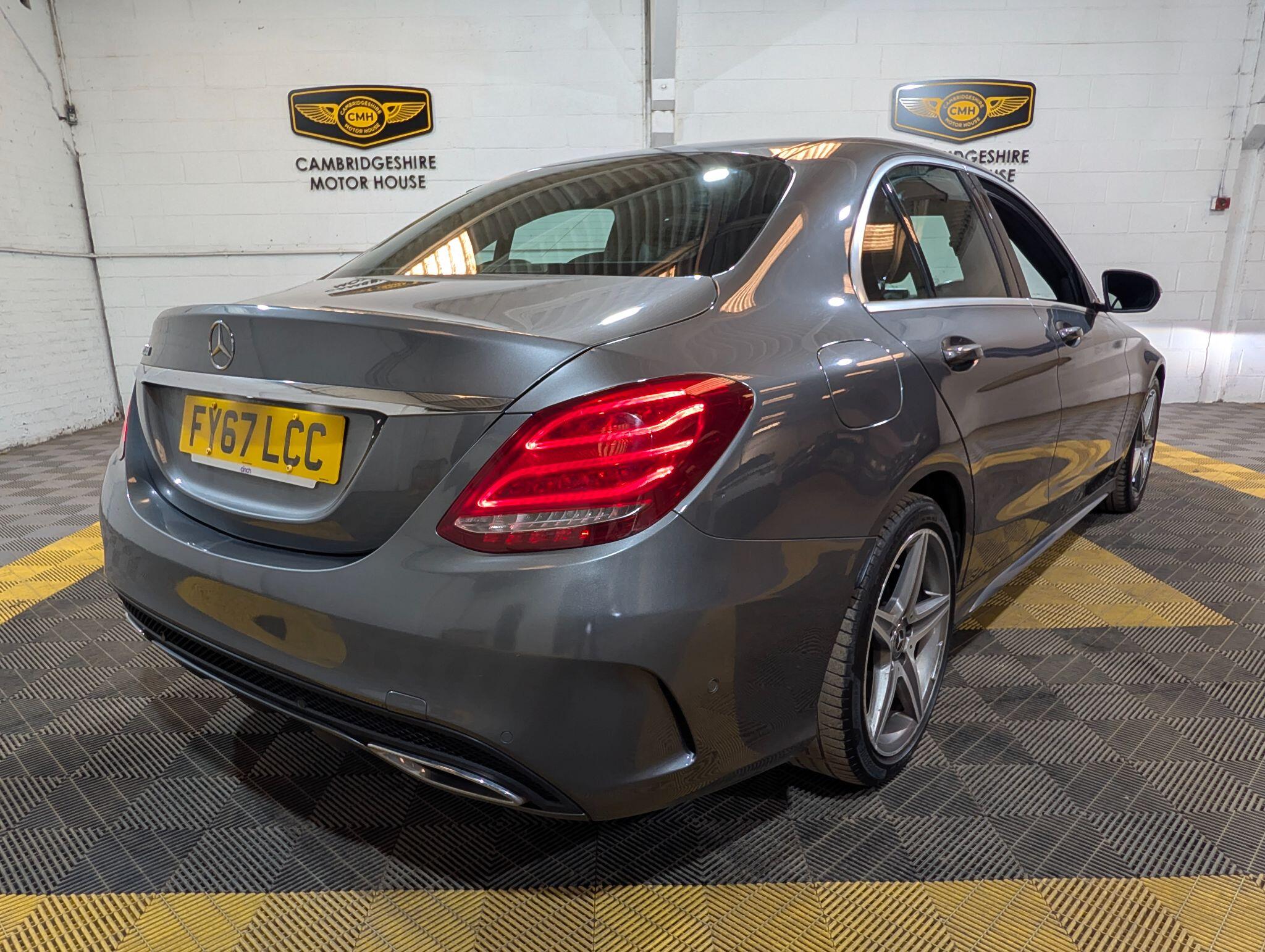 Mercedes-Benz C Class view 3
