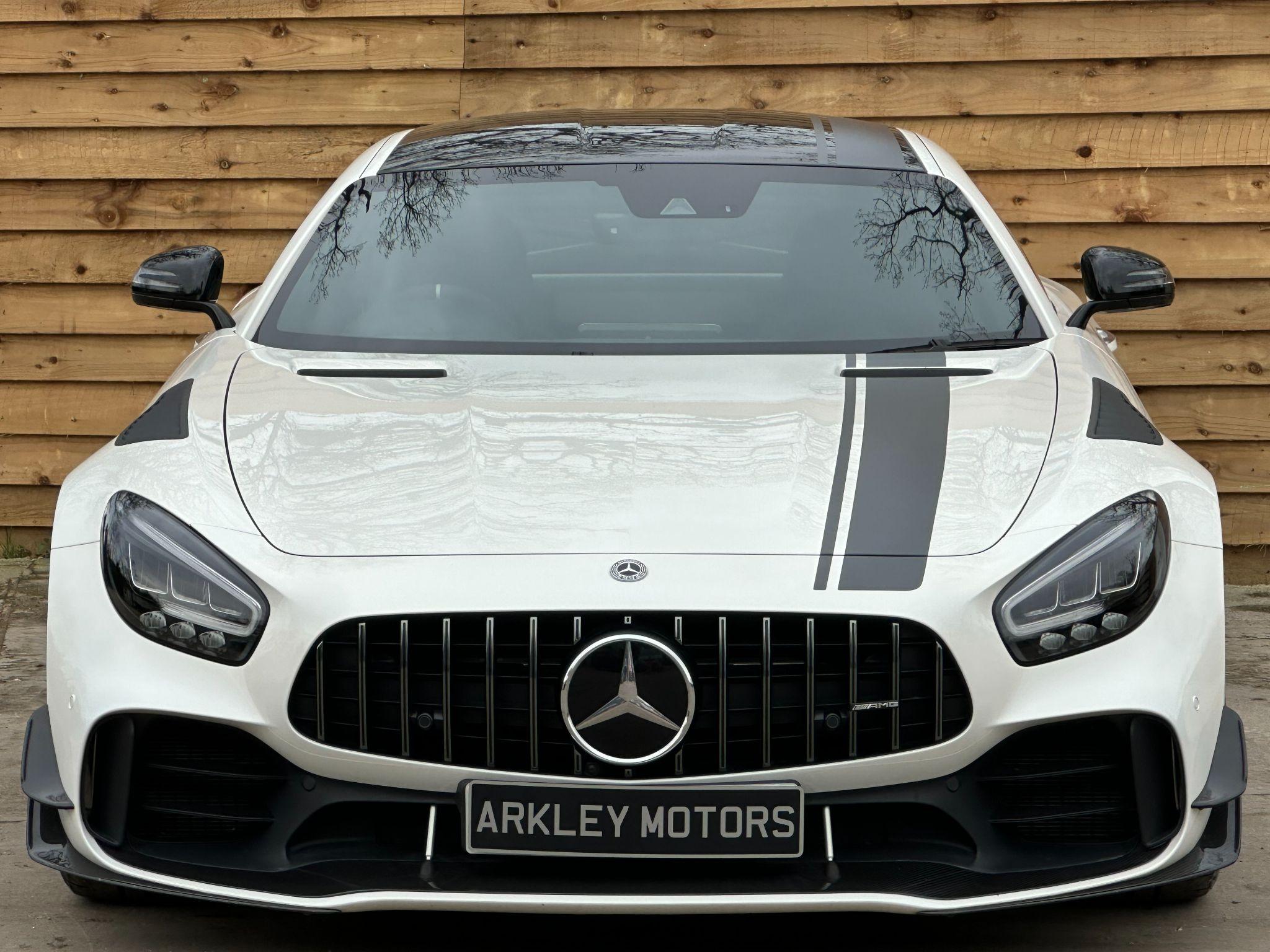 2020 Mercedes-Benz AMG GT 4.0 V8 BiTurbo R PRO SpdS DCT Euro 6 (s/s) 2dr • 8,100 miles image 3