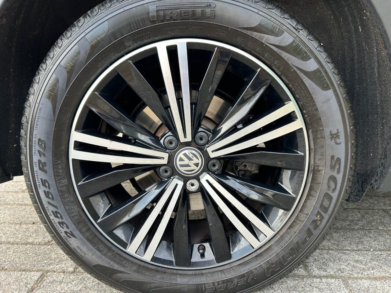 Volkswagen Tiguan view 41