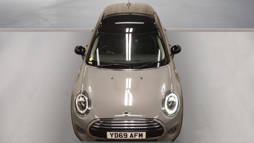 Mini Hatch view 7