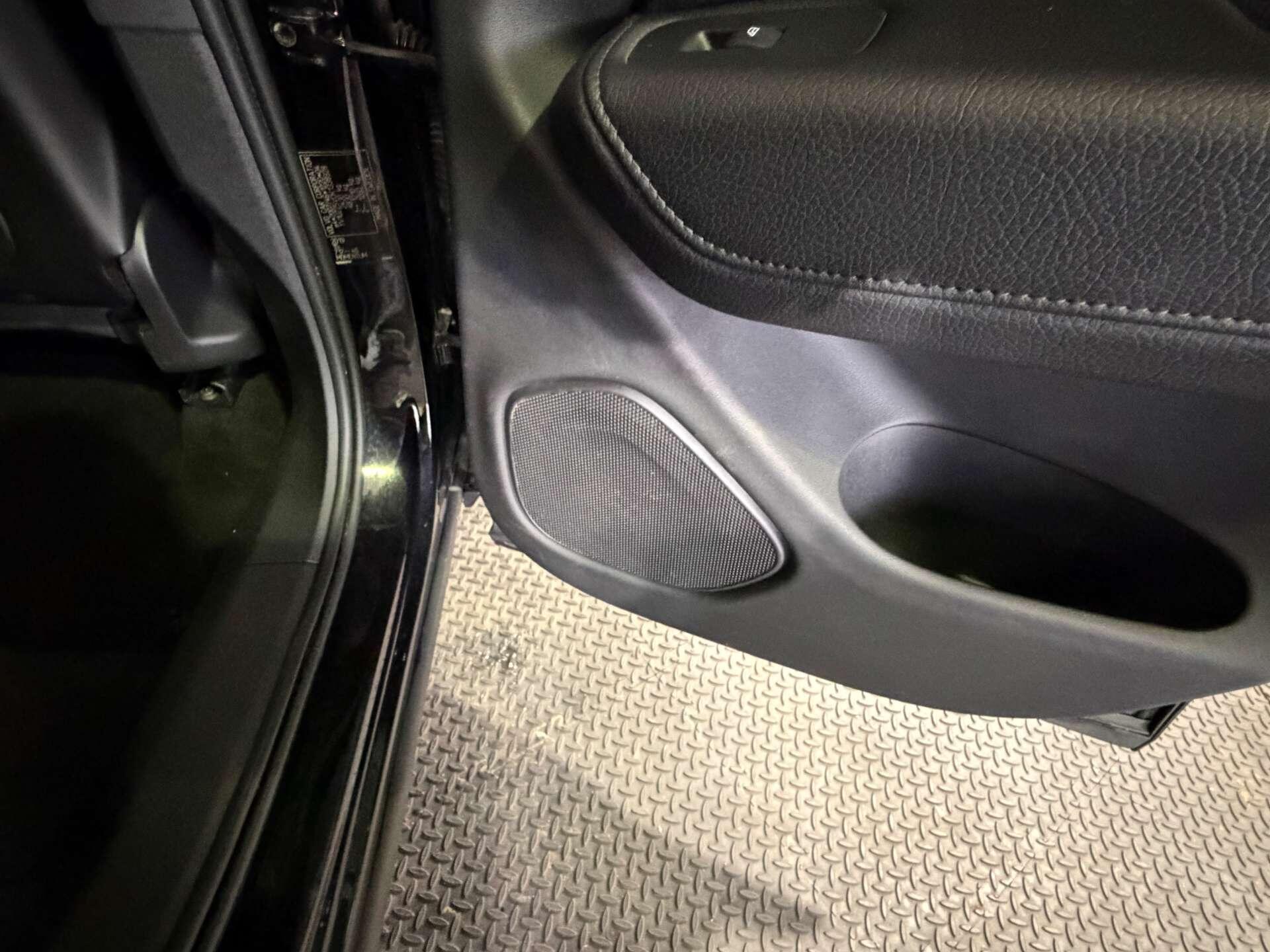 Volvo XC60 view 56