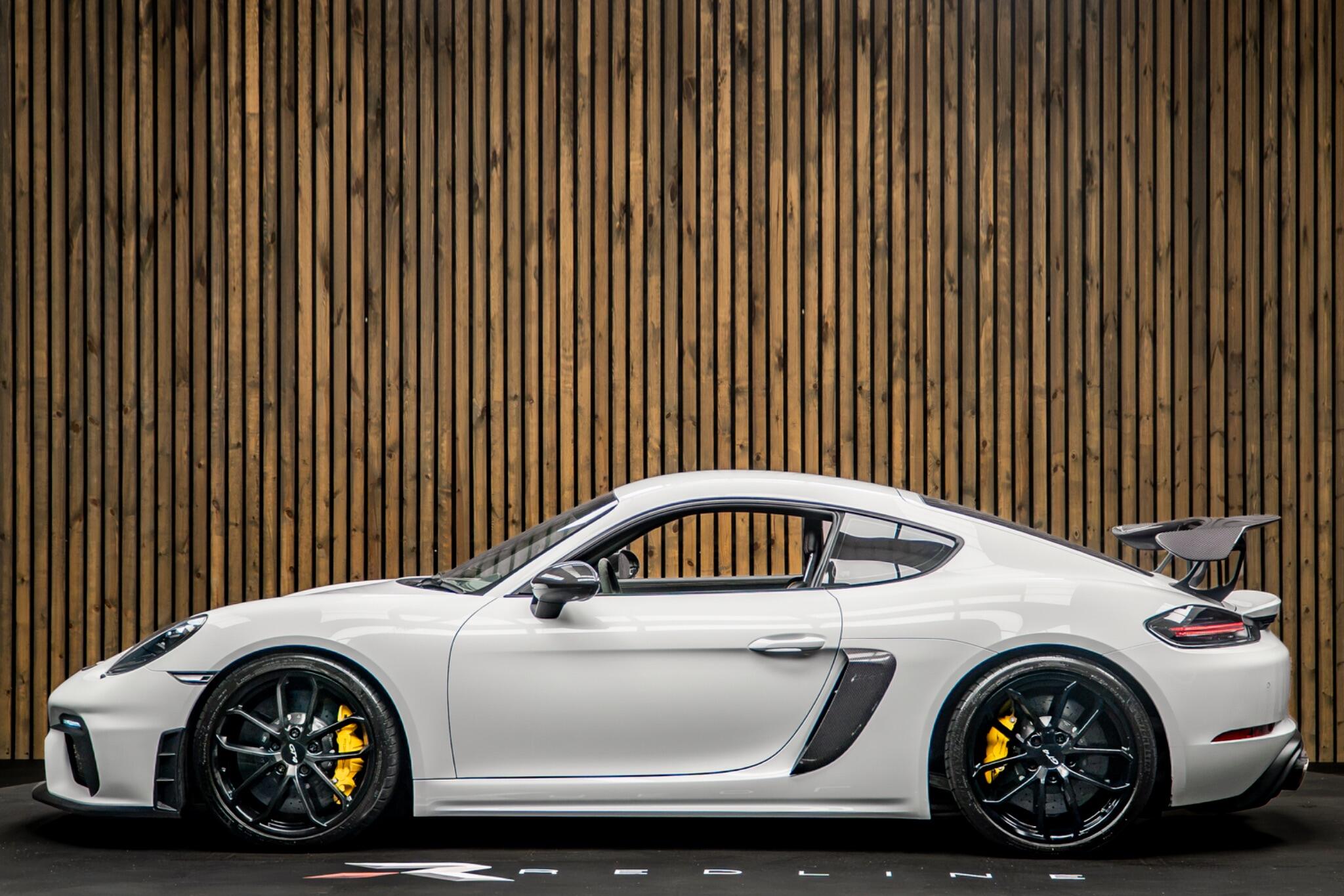 Porsche Cayman view 7