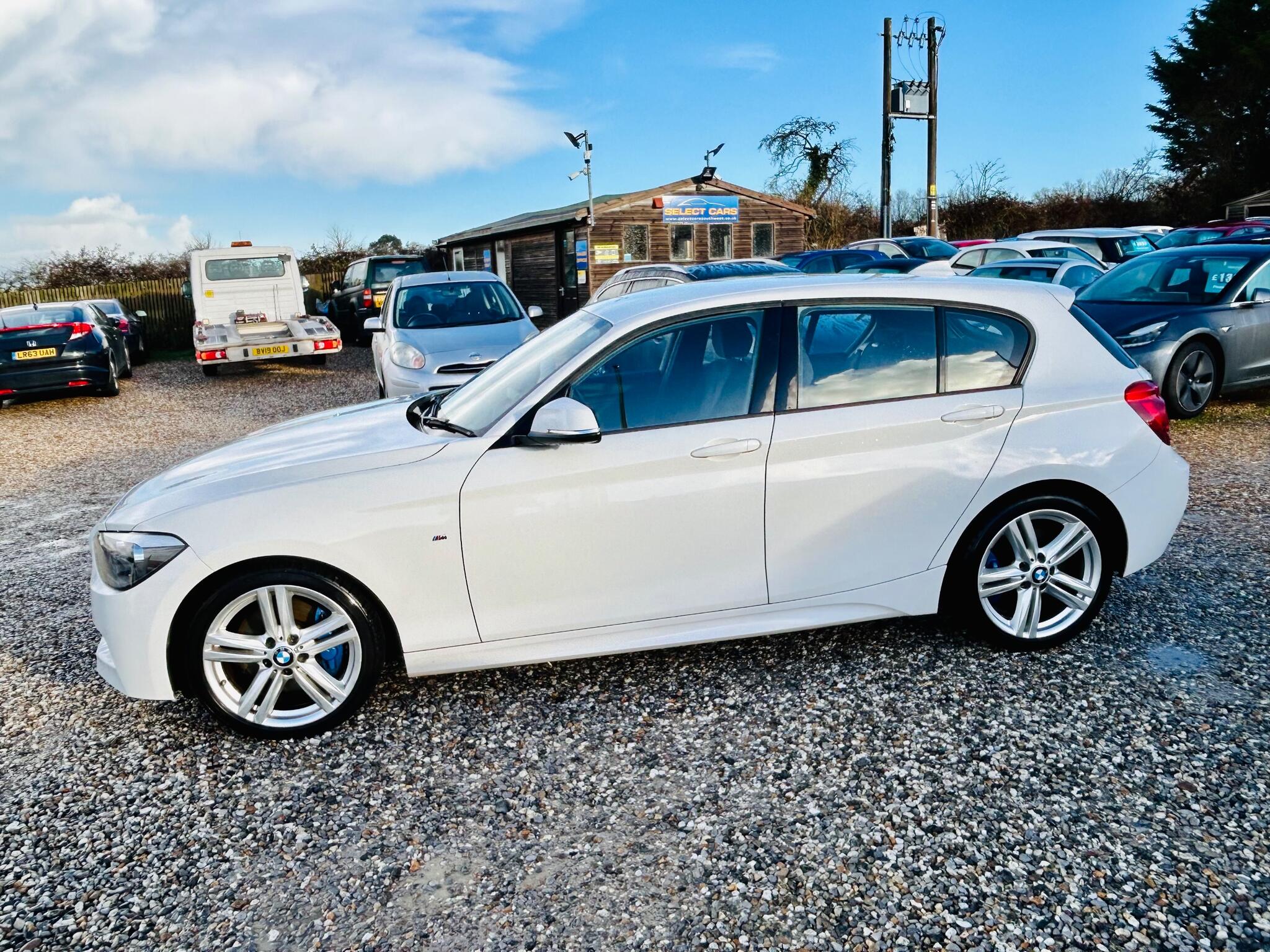 BMW 1 Series view 6