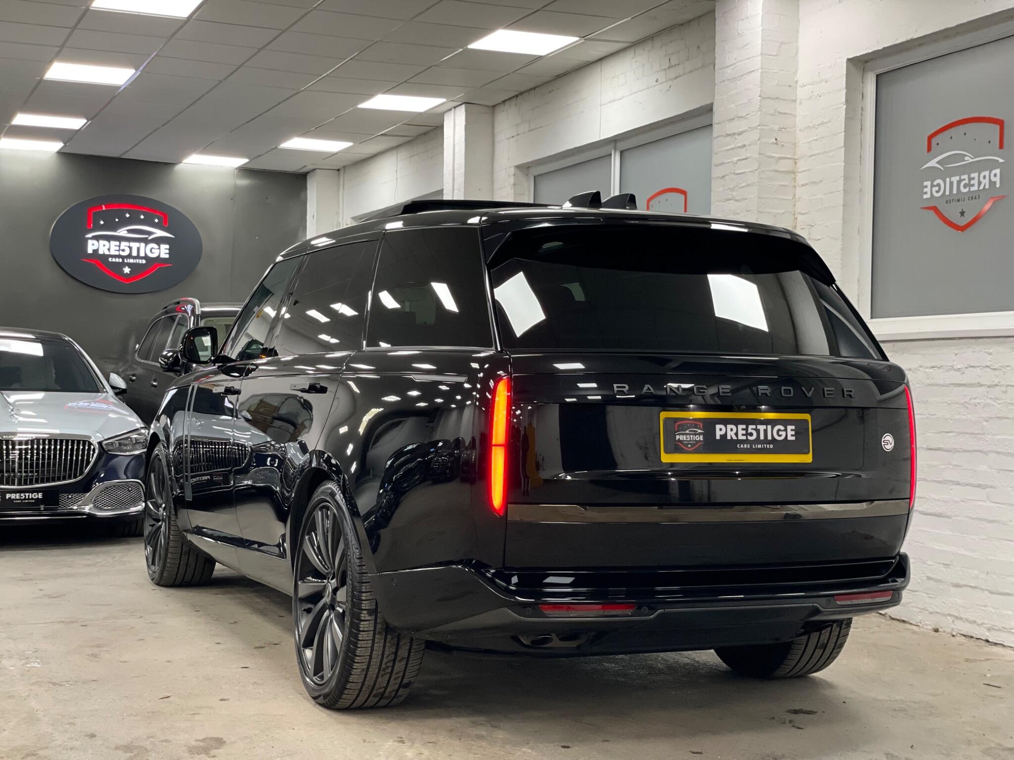 Land Rover Range Rover view 66