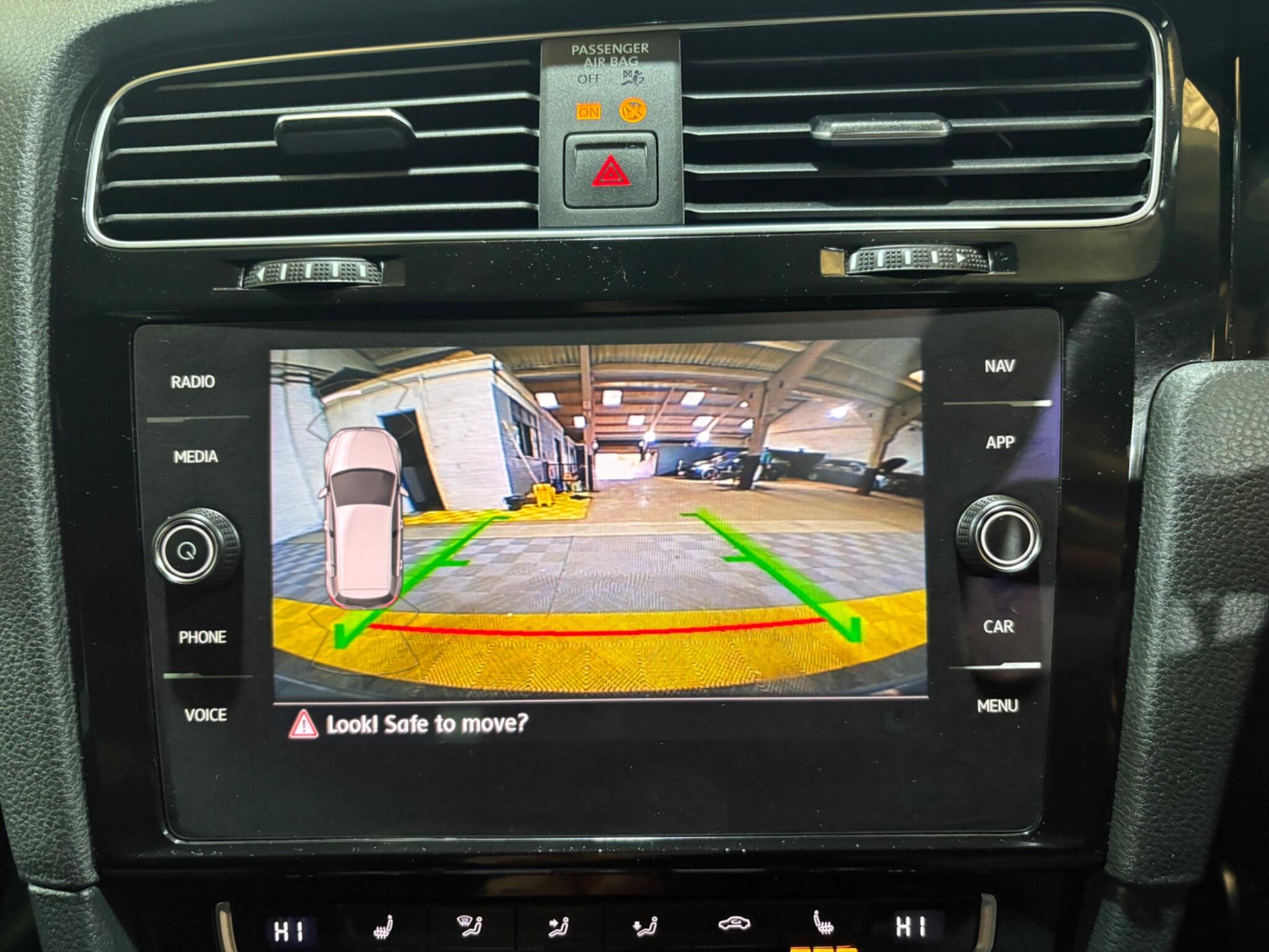 Volkswagen Golf view 46